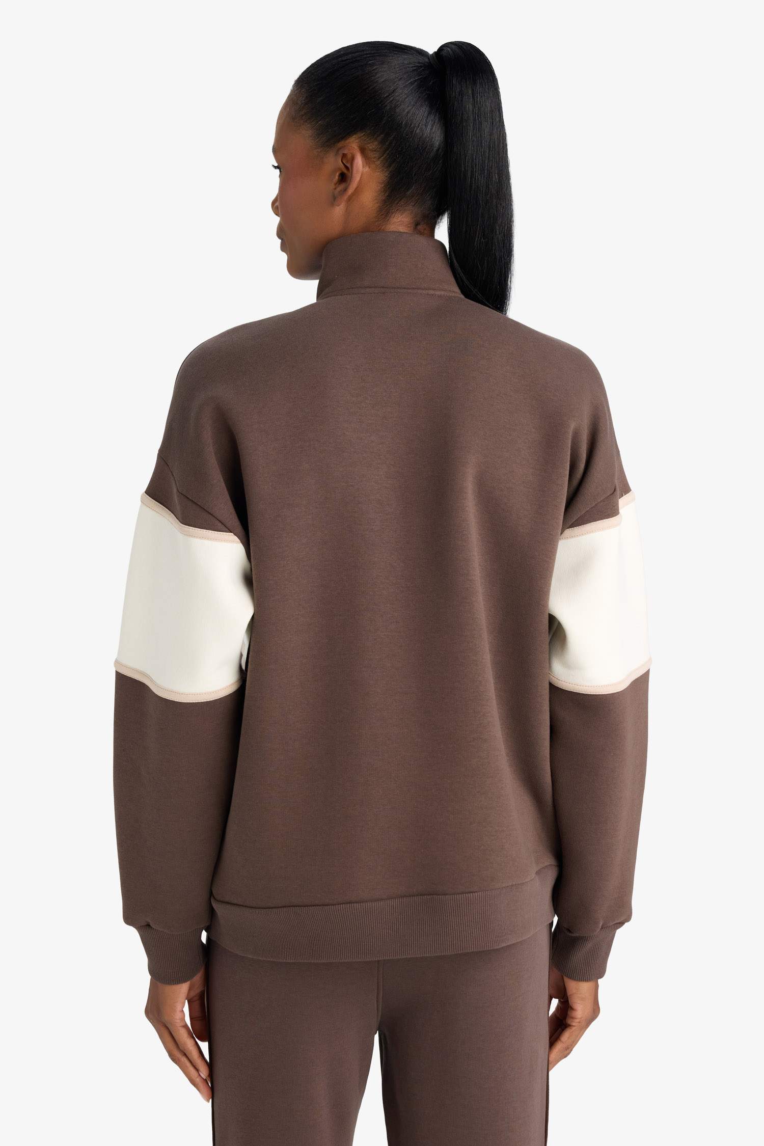 NBA New York Knicks Oversize Geniş Kalıp Yarım Fermuarlı Sporcu Sweatshirt