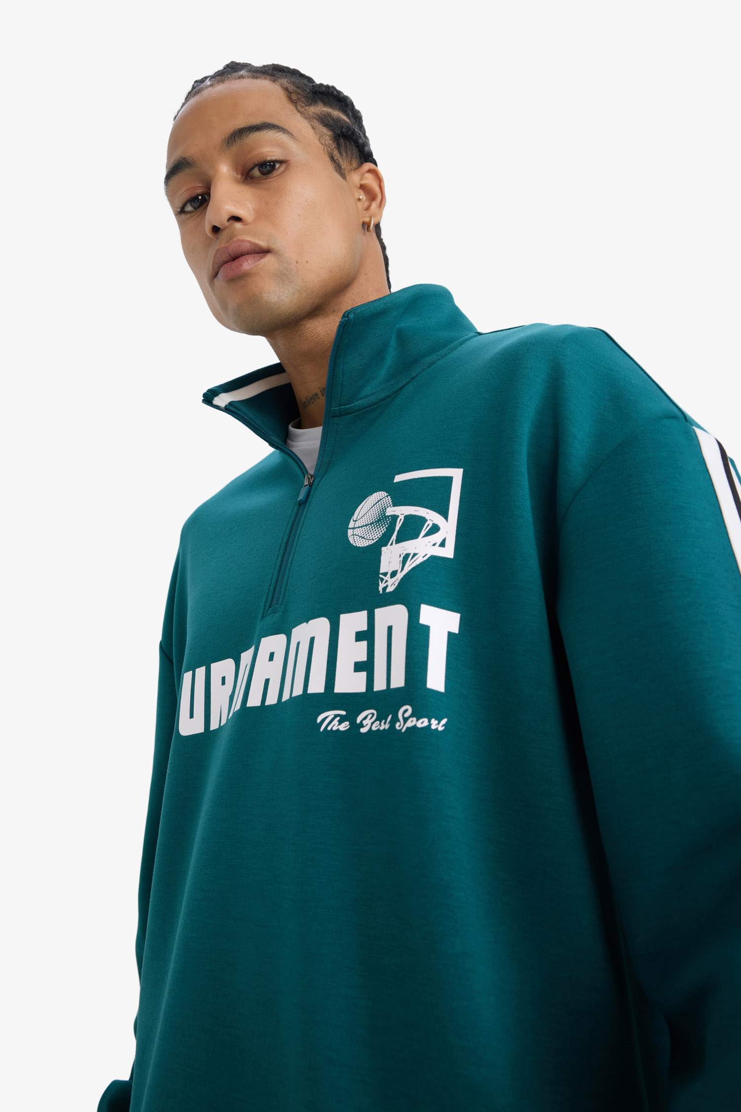 سويت شيرت مطبوعة أوفر سايز بياقة عالية بساق بسحاب