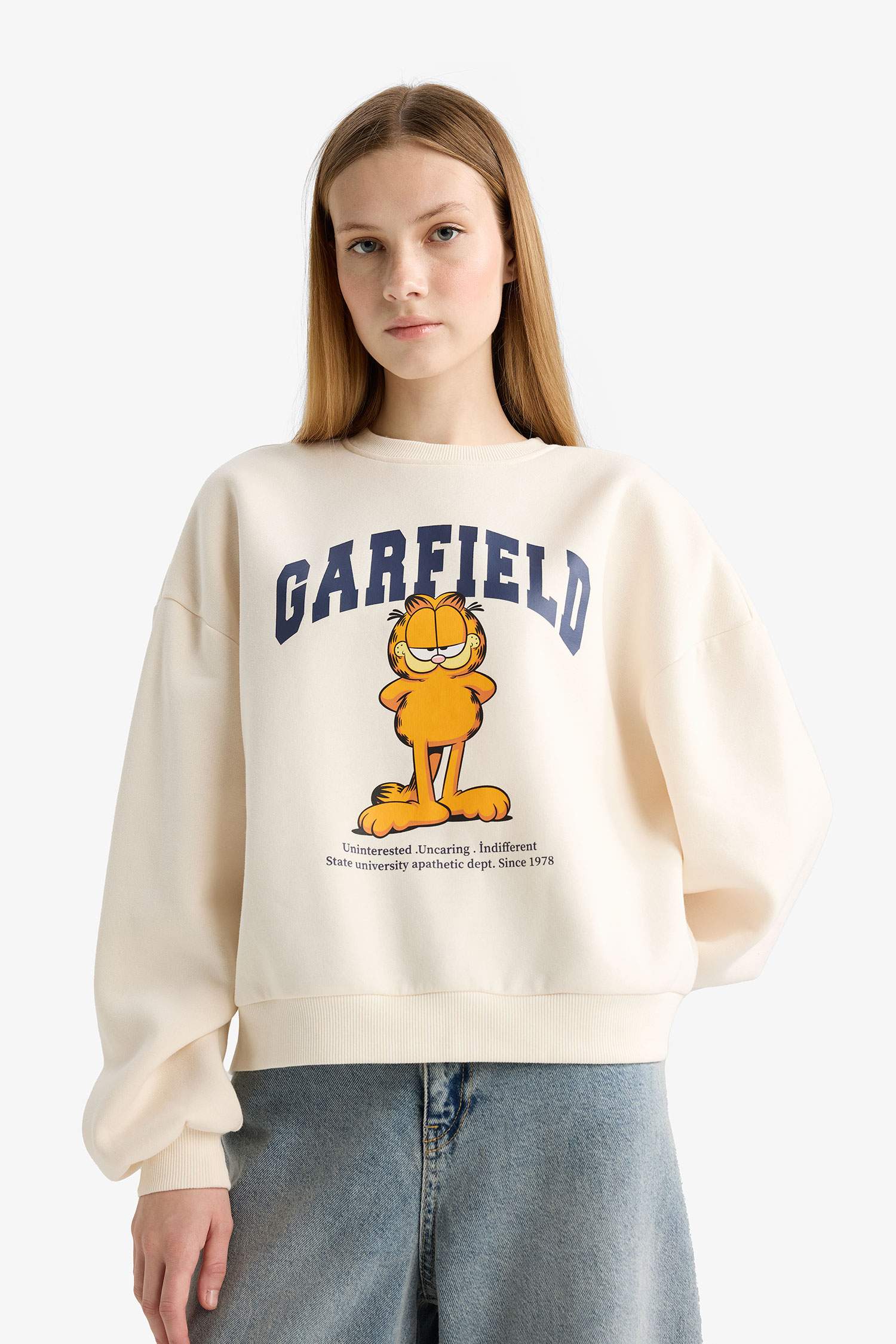 Regular Fit Garfield Printed Sweatshirt