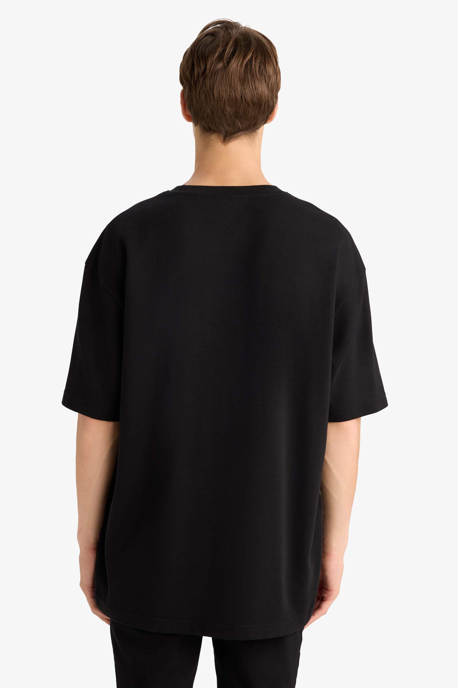 Oversize Geniş Kalıp Bisiklet Yaka Ağır Kumaş Basic Düz Kısa Kollu Tişört