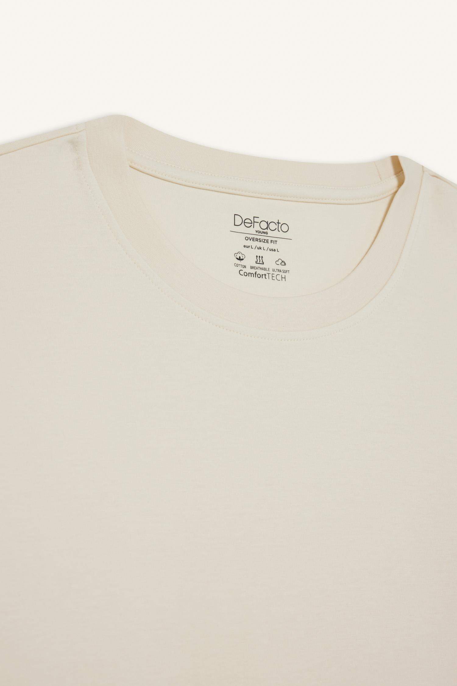 Oversize Geniş Kalıp Bisiklet Yaka Ağır Kumaş Basic Düz Kısa Kollu Tişört