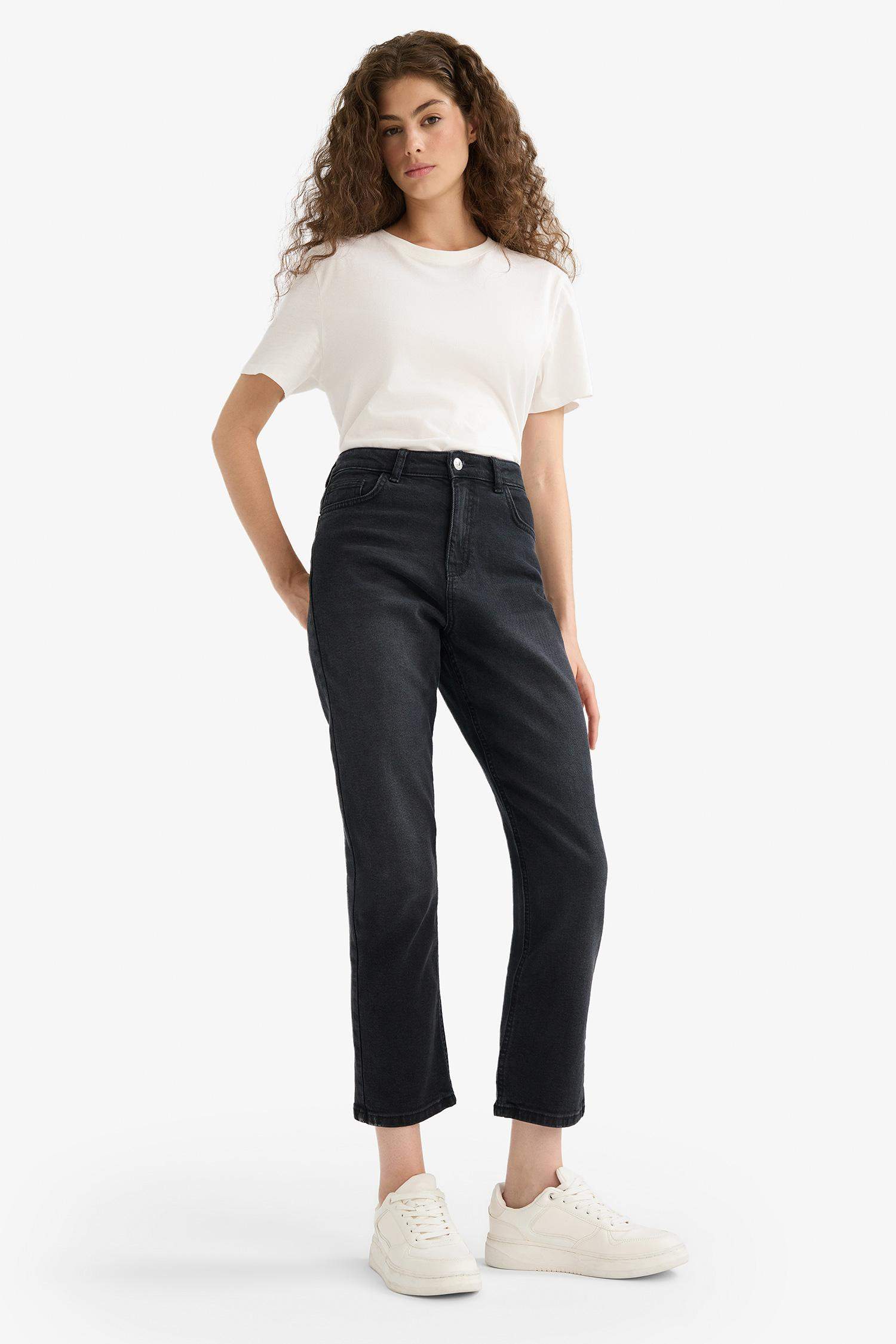 Mary Vintage Straight Fit High Waist Jeans