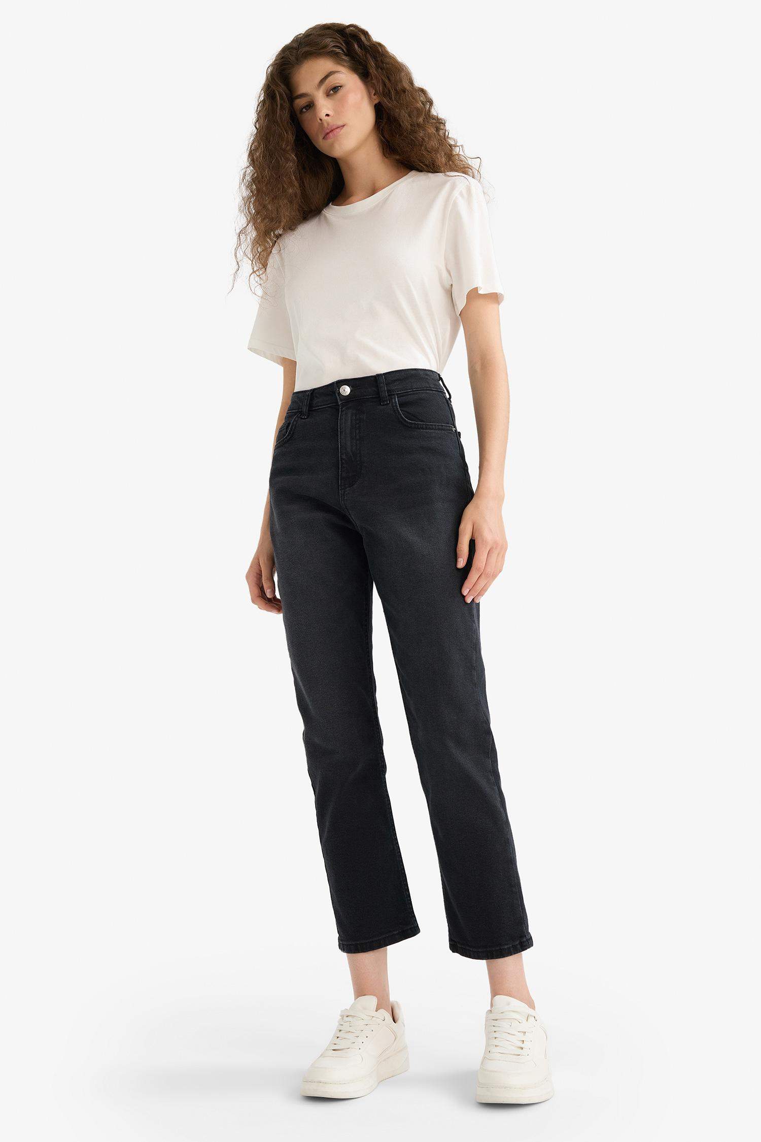 Mary Vintage Straight Fit High Waist Jeans