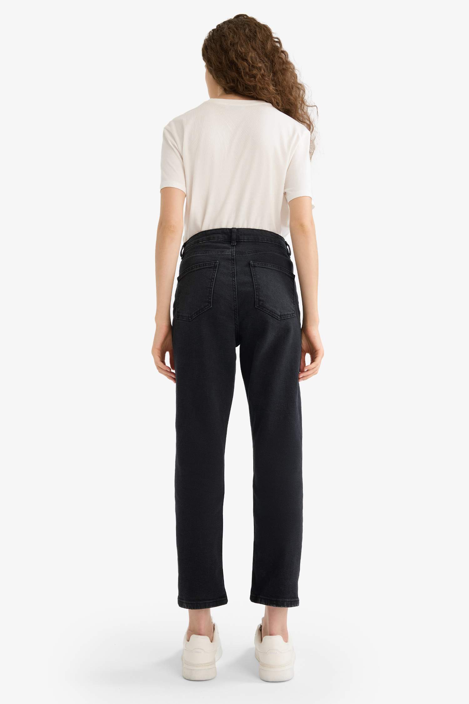 Mary Vintage Straight Fit High Waist Jeans