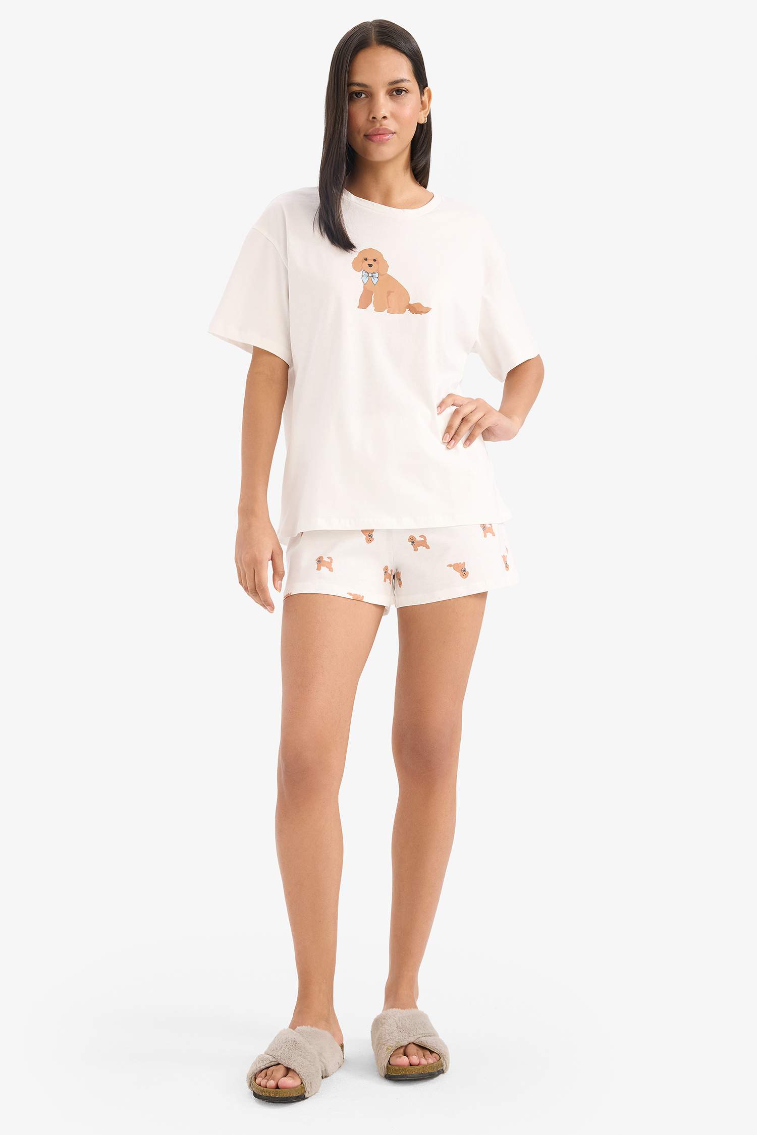 Pijama Takımı Kısa Kollu Üst Beli Lastikli Şort-Fall in Love