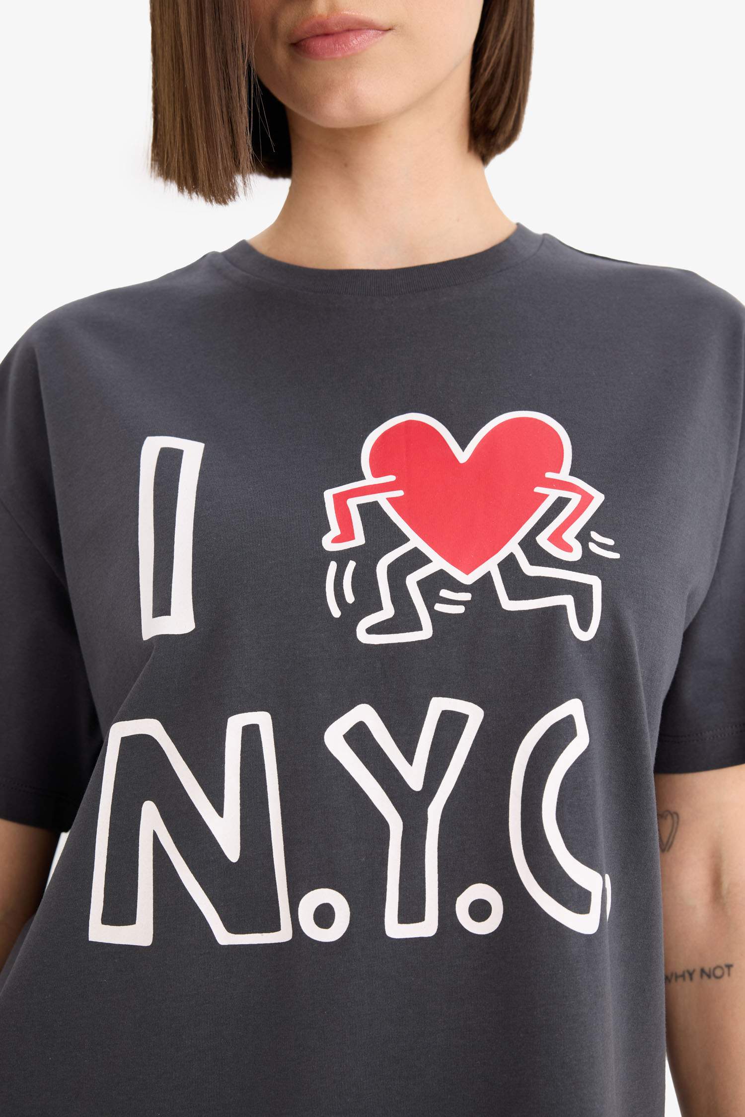 تيشيرت نص ردن اوفر سايز من كيث هارينج