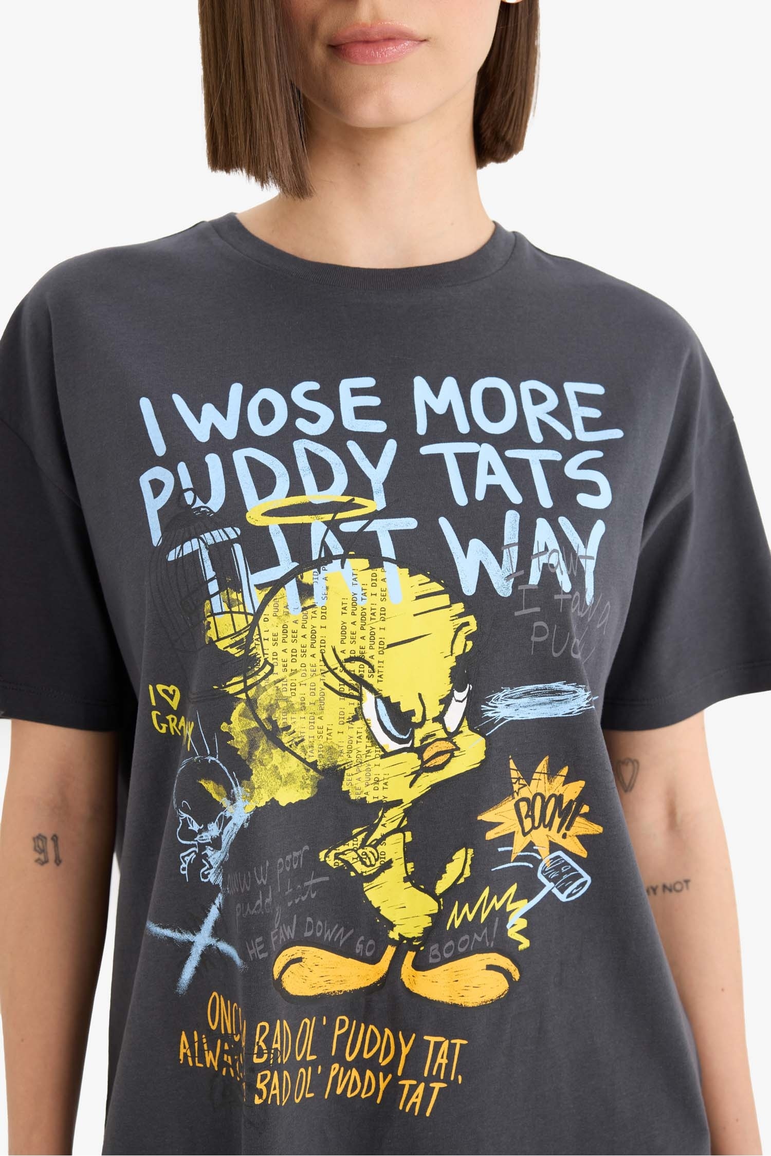 Looney Tunes Oversize Fit Printed T-Shirt