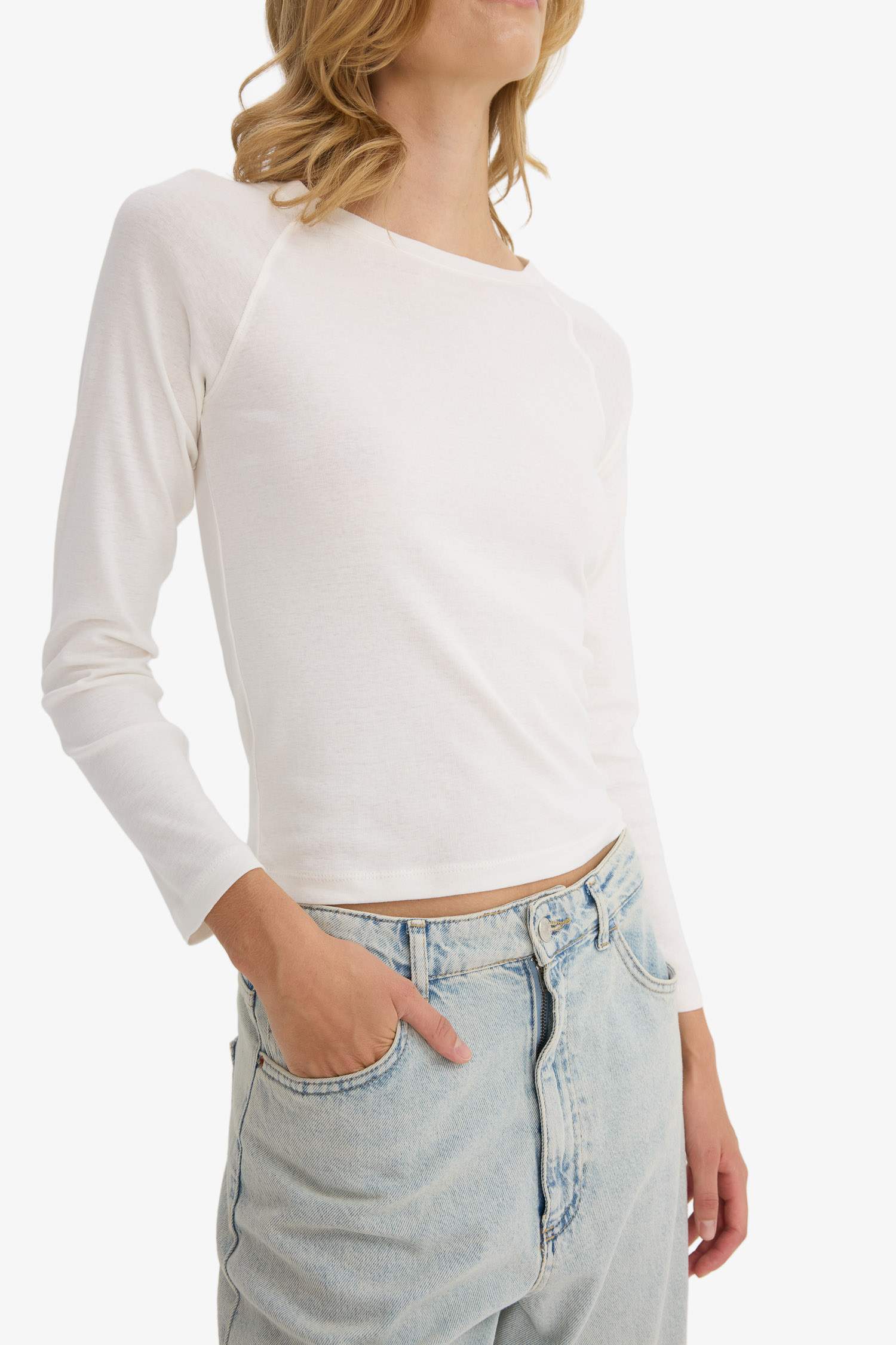 Woman Long Sleeve T-Shirt