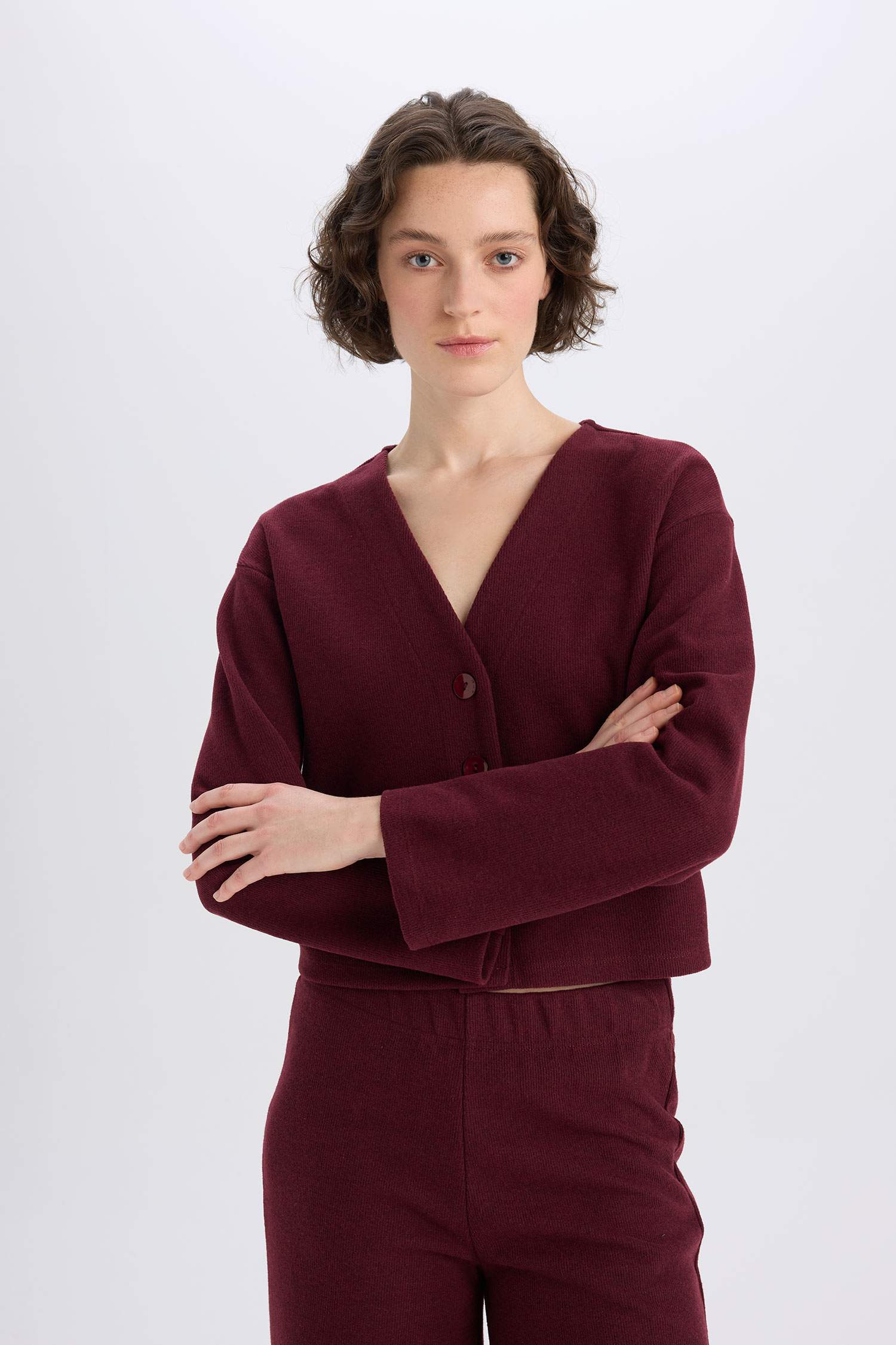 2'li Takım V Yaka Düğmeli Hırka Beli Lastikli Geniş Paça Pantolon