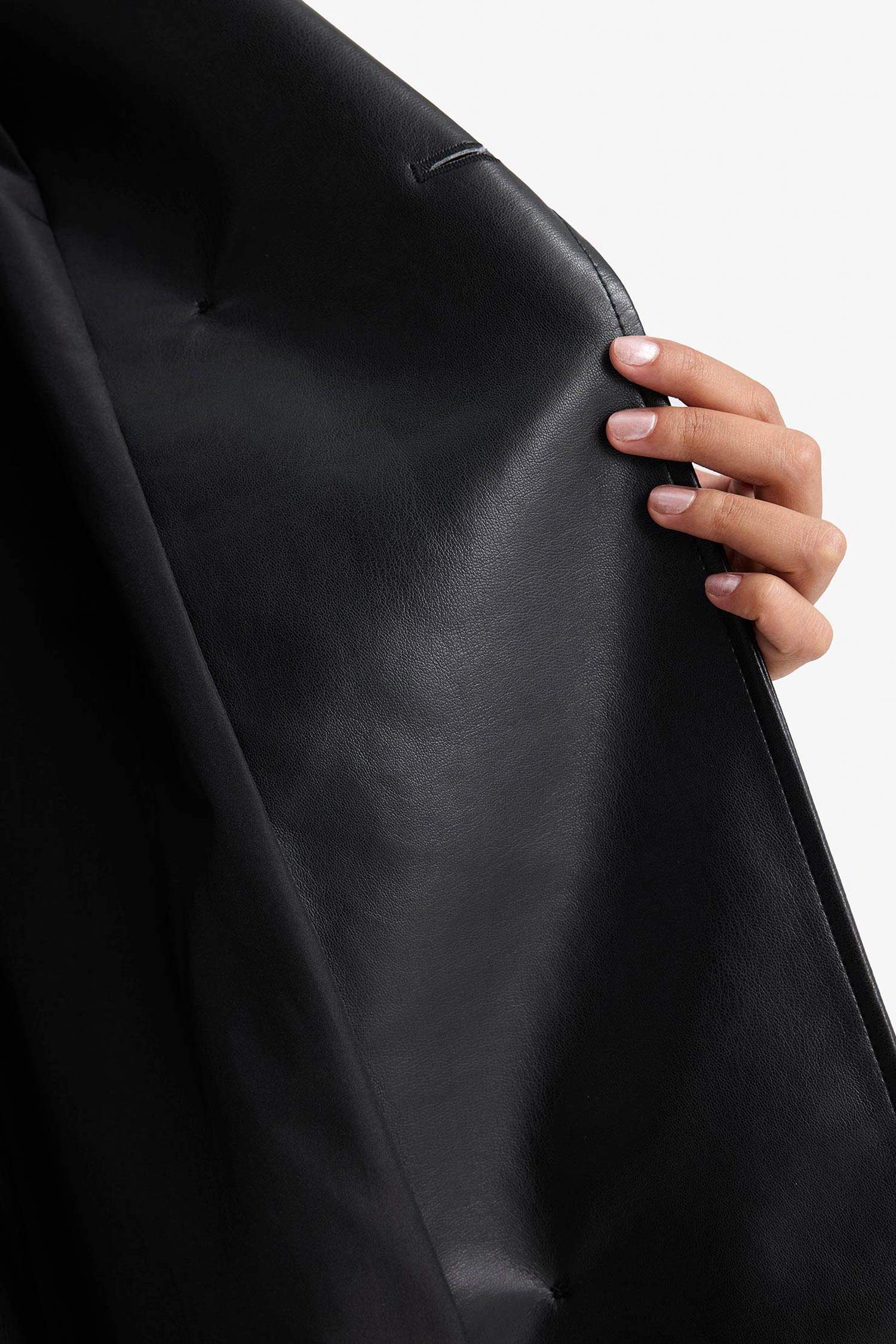 معطف ترانش كوت طويل جلد صناعي قصة عادية بجيب