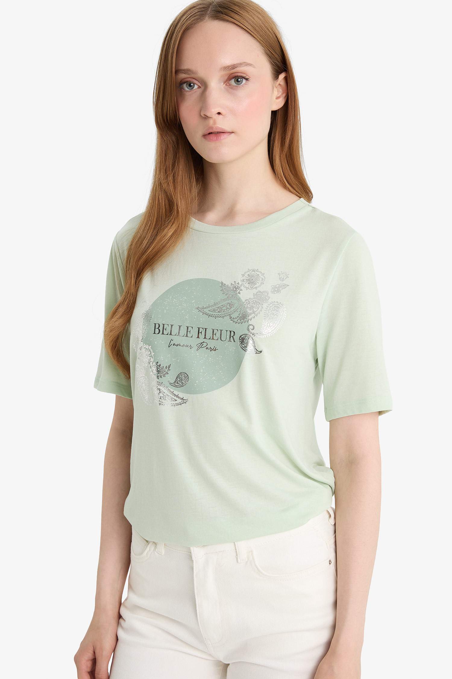 تيشيرت نص كم مطبوع قصة عادية برقبة مستديرة