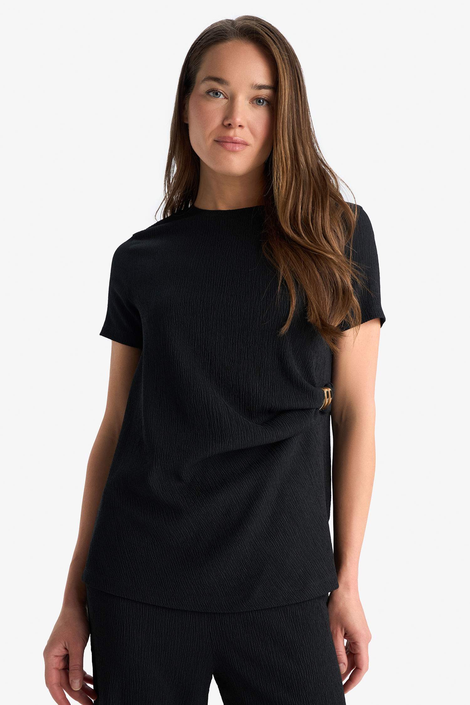 تيشيرت نص ردن منسوج قصة عادية وياخة مستديرة