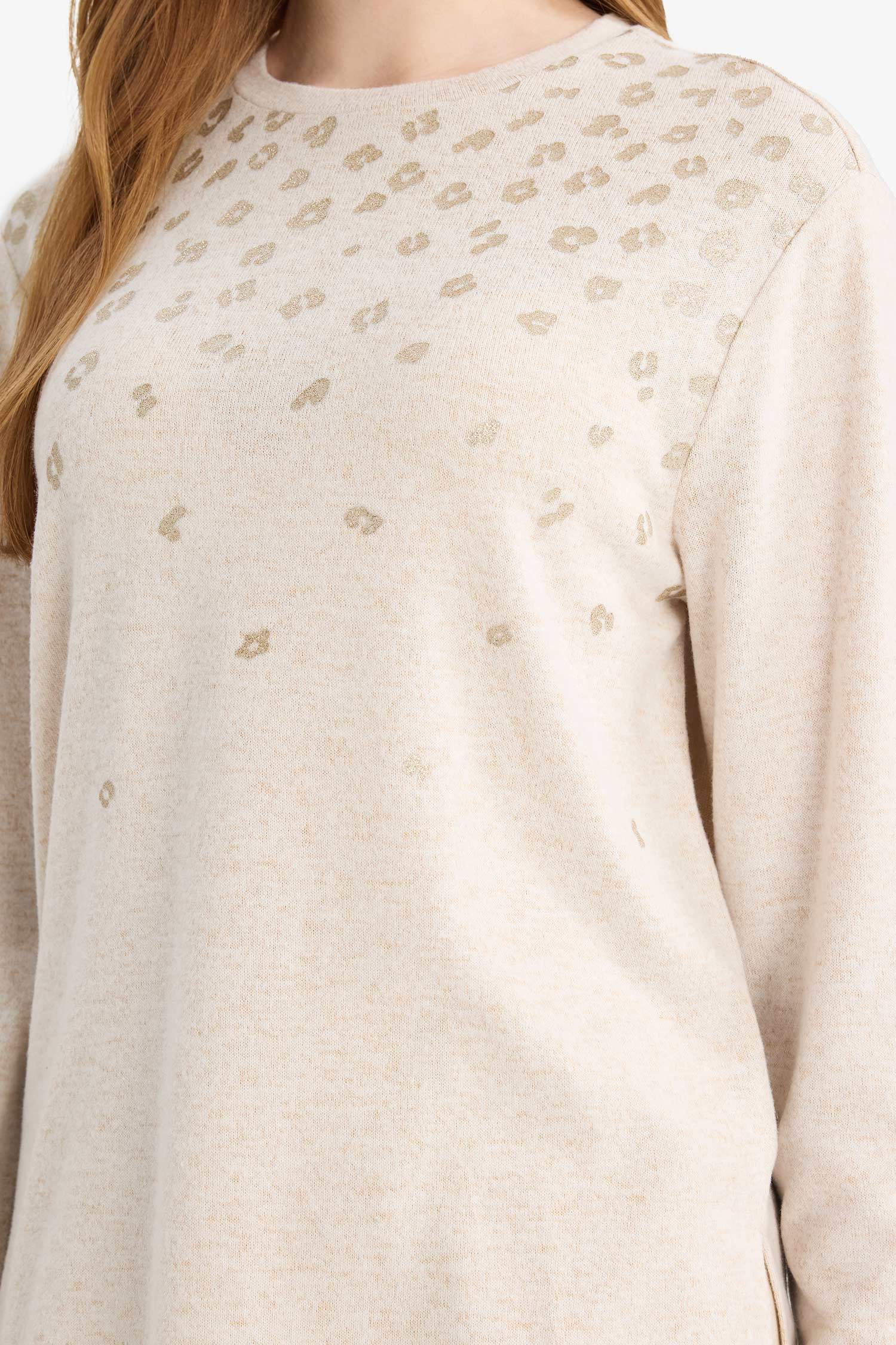 Regular Fit Bisiklet Yaka Taş Detaylı Uzun Kollu Tişört