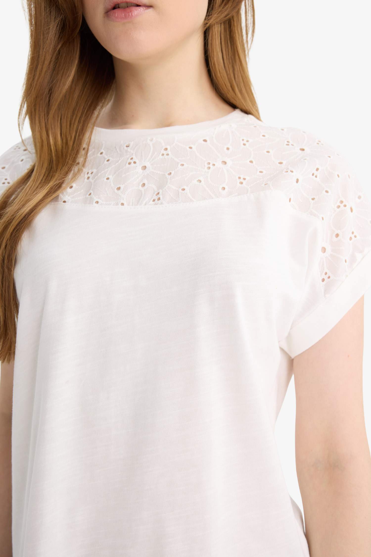 تيشيرت نص ردن قطن بياخة مستديرة