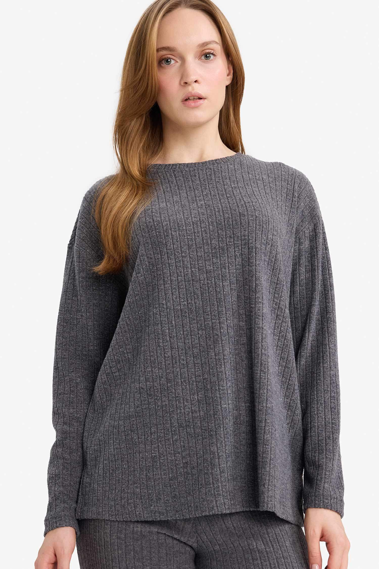 Regular Fit Bisiklet Yaka Uzun Kollu Tişört