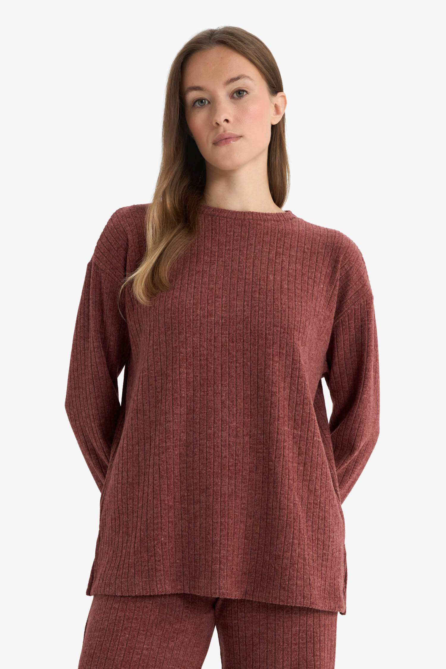 Regular Fit Bisiklet Yaka Uzun Kollu Tişört