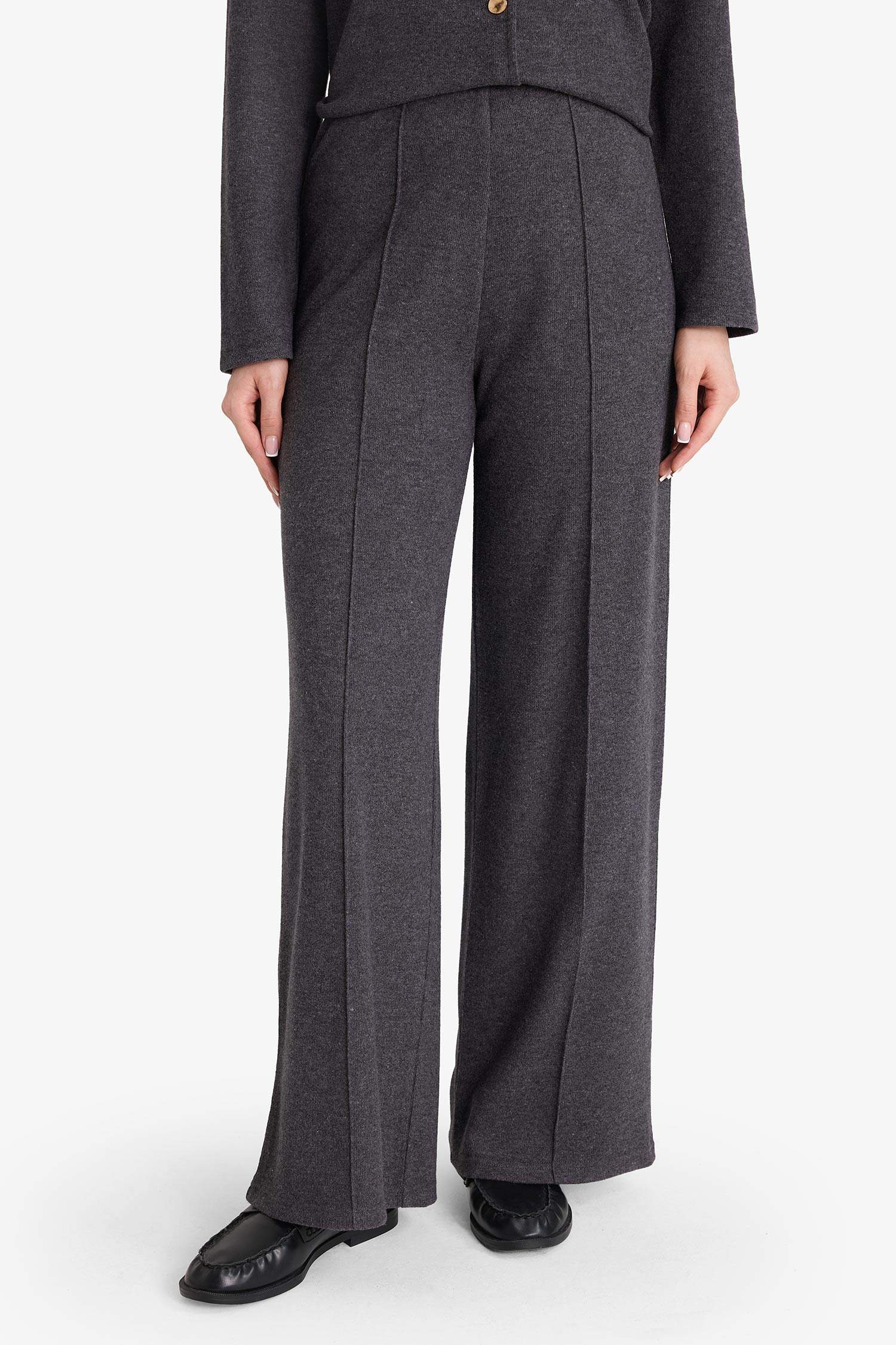Wide Leg Straight Leg Trousers