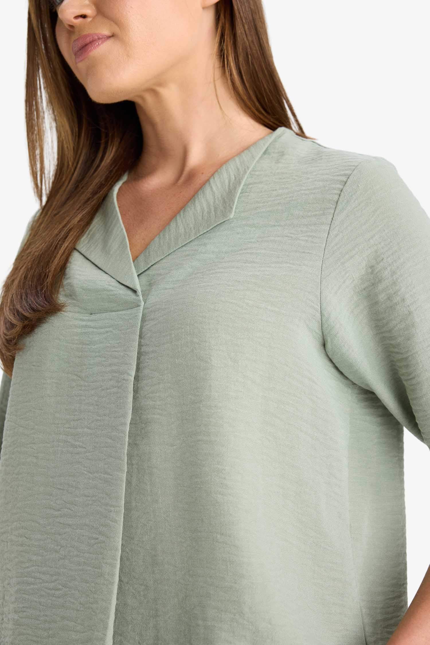 قميص ردن طويل ايروبين قصة عادية بياخة عريضة