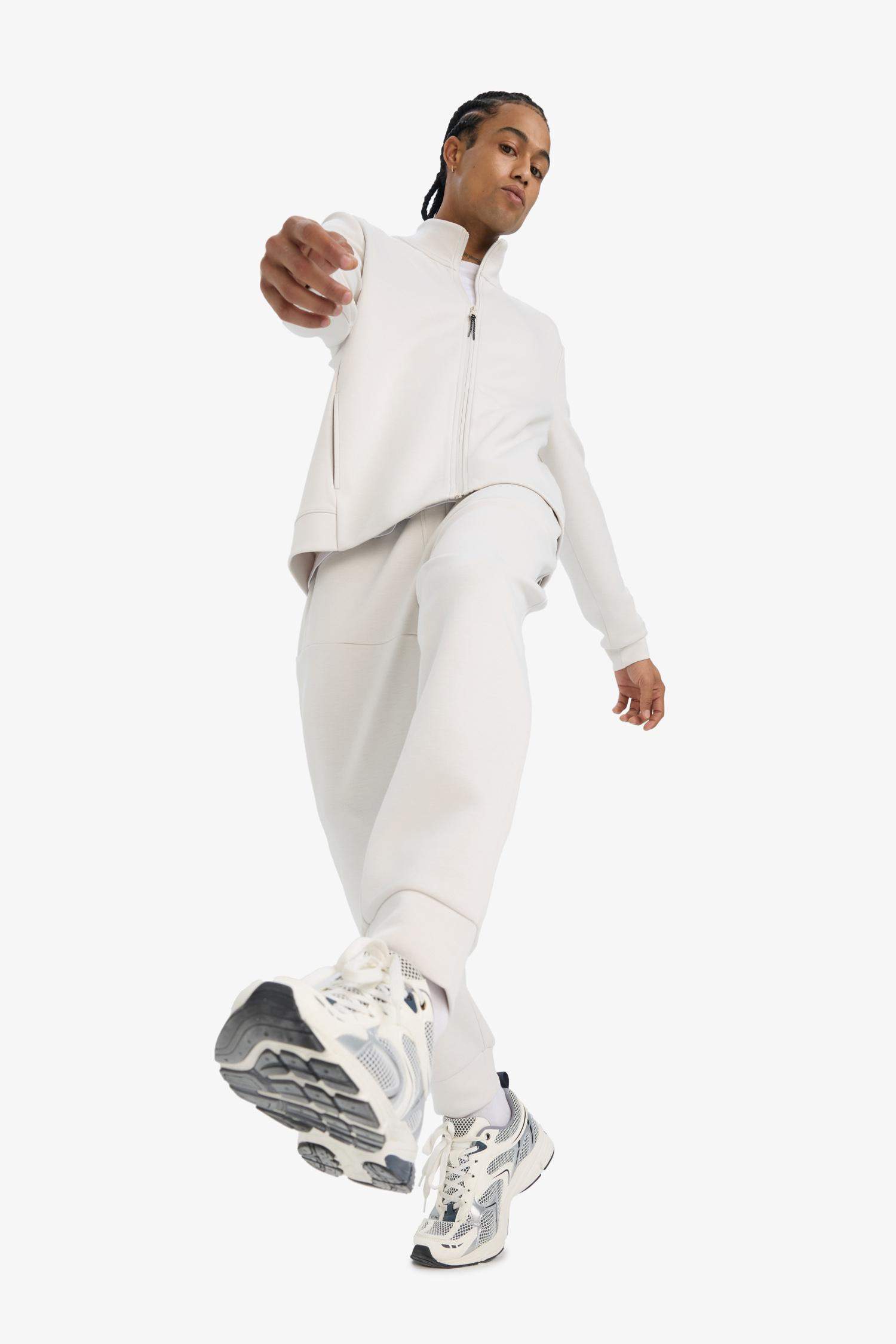 DeFactoFit Standart Fit Fermuar Cepli Düz Paça Yumuşak Tuşe Skuba Dalgıç Kumaş Sporcu Jogger Eşofman Altı