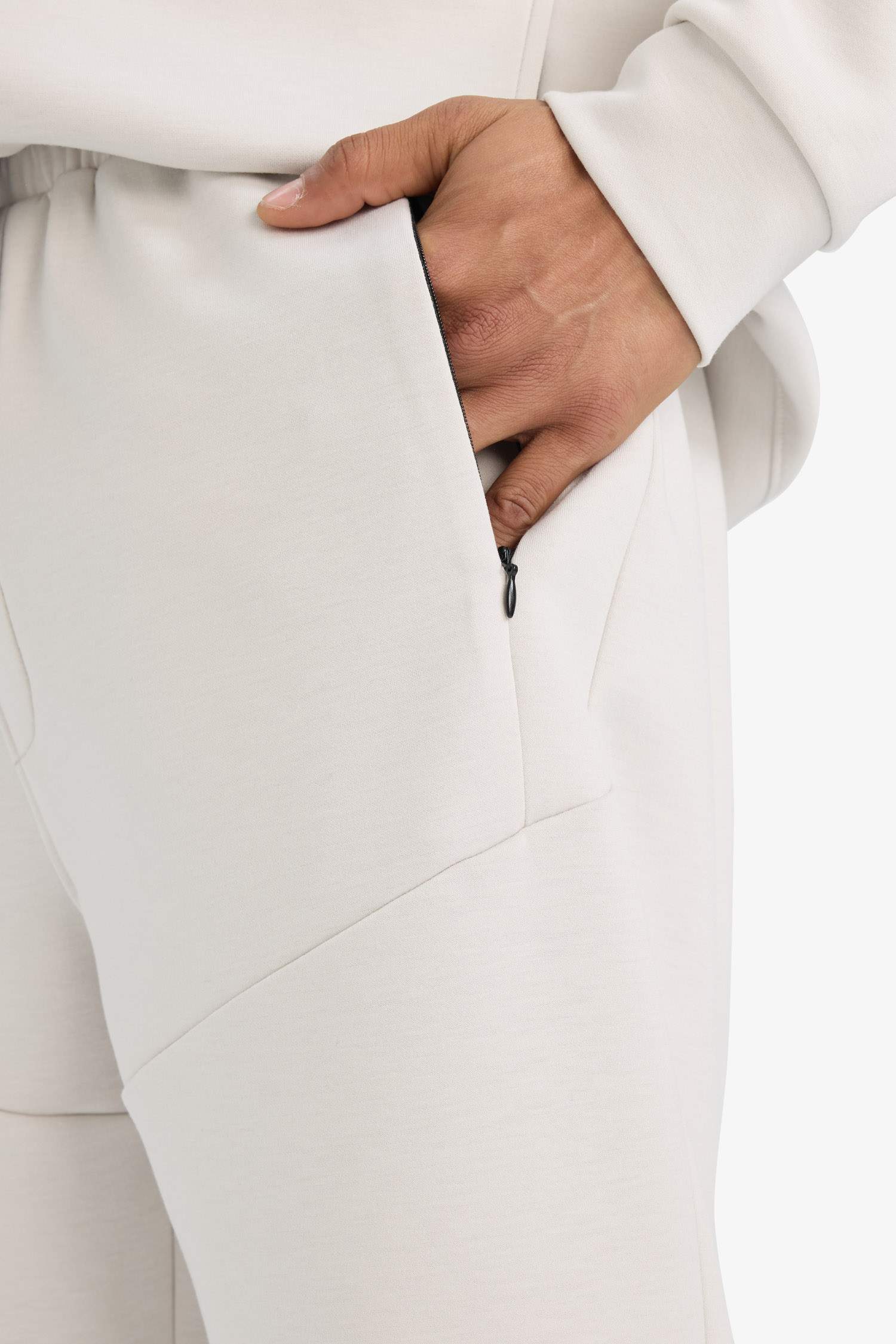 DeFactoFit Standart Fit Fermuar Cepli Düz Paça Yumuşak Tuşe Skuba Dalgıç Kumaş Sporcu Jogger Eşofman Altı