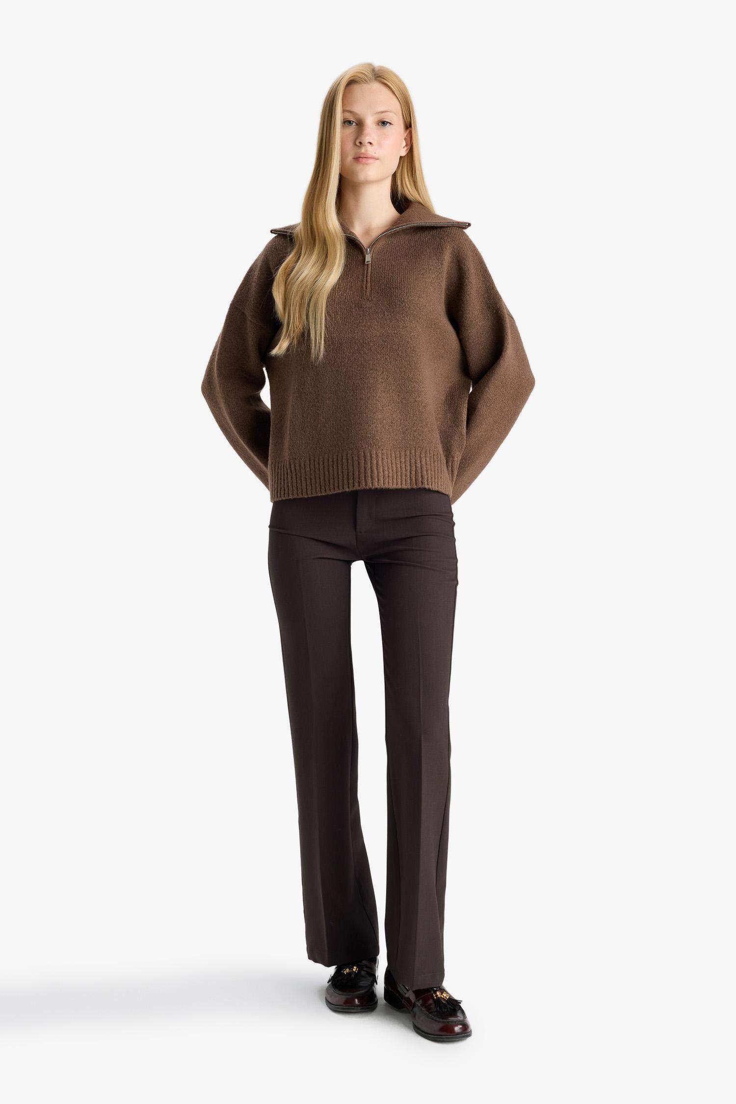 Брюки Coool Flare Fit с нормальной талией