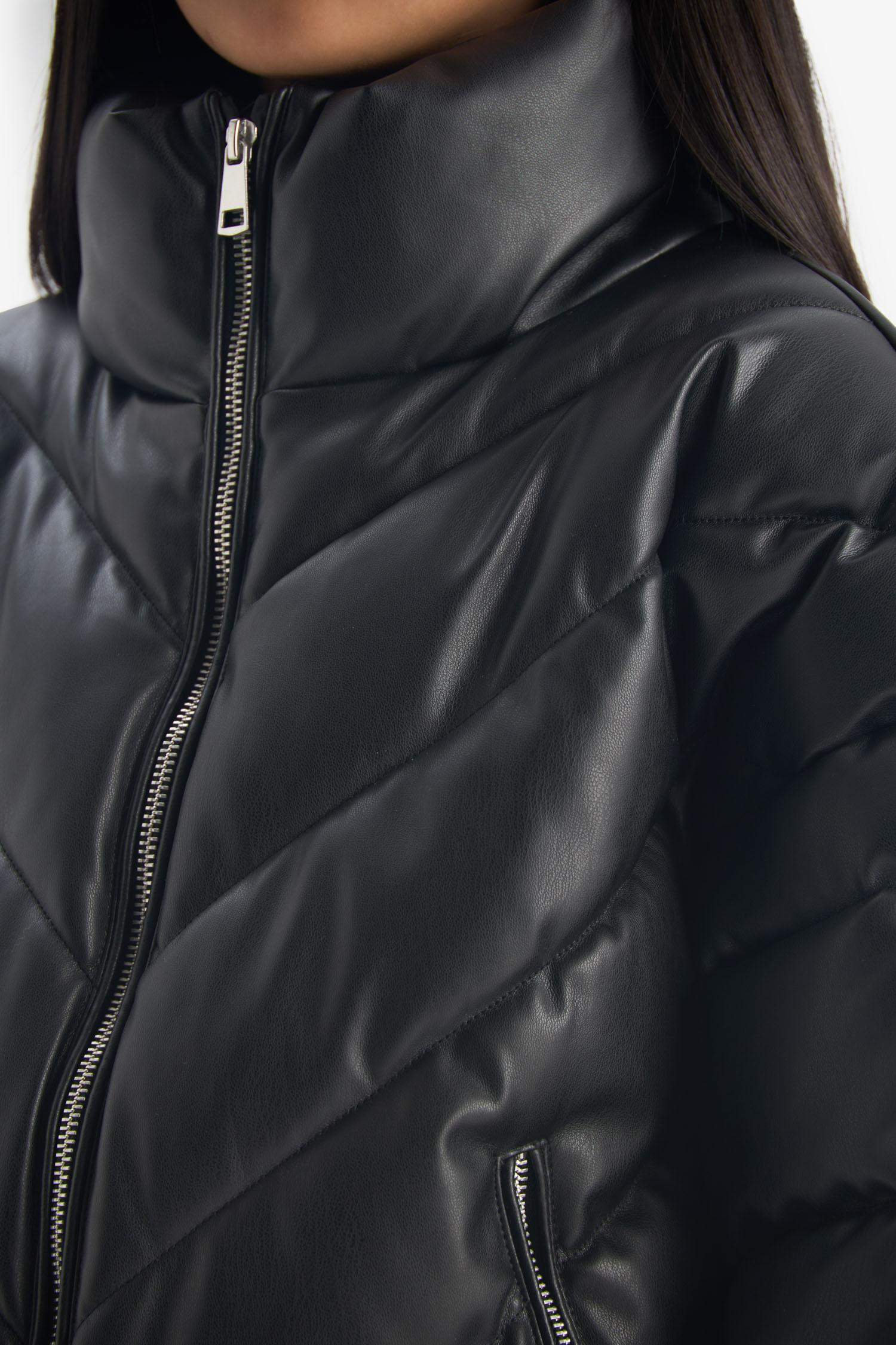 جاكيت بامب بناتي بياقة عالية