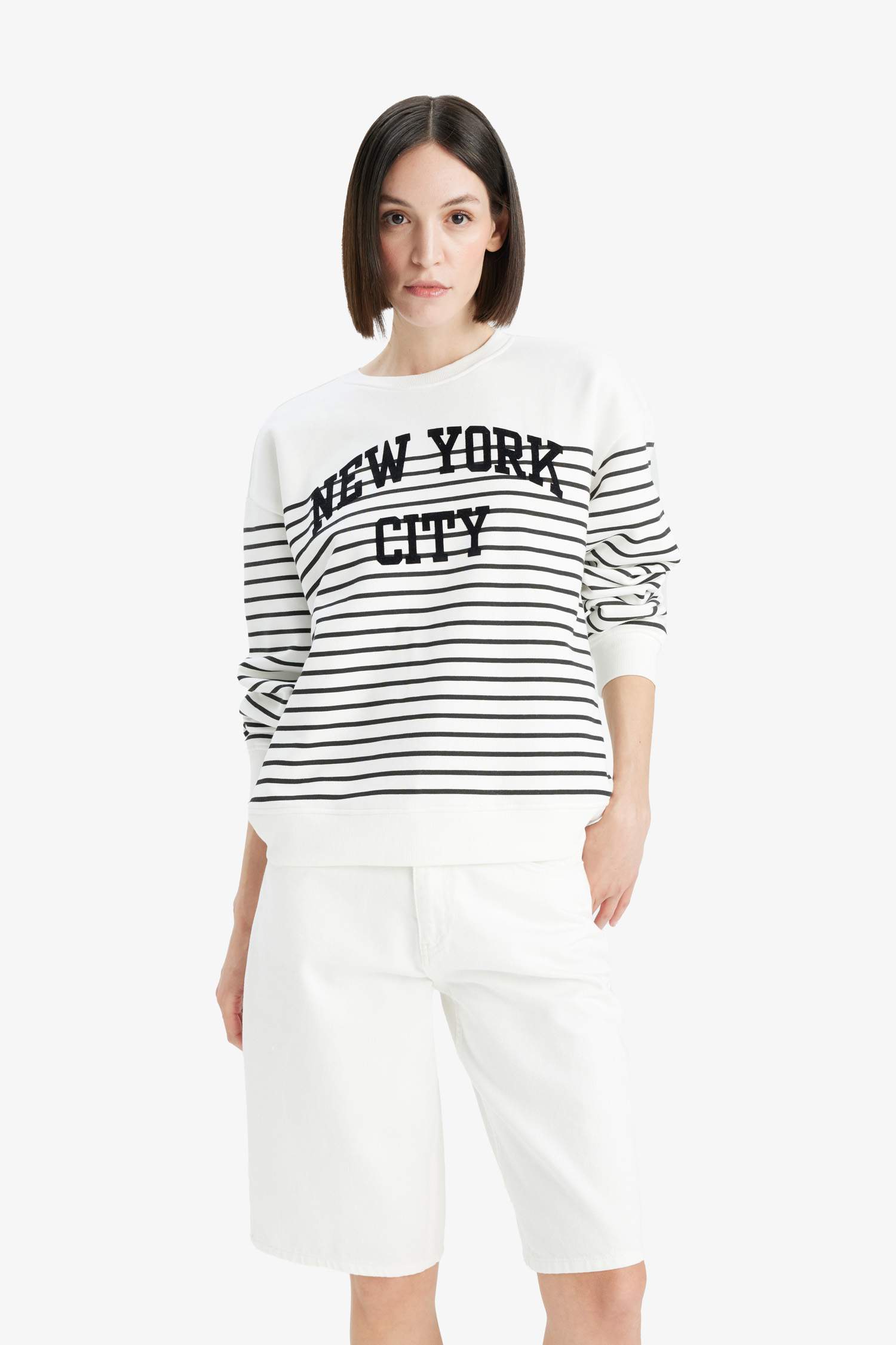 Relax Fit Printed Long Sleeve Sweatshirt