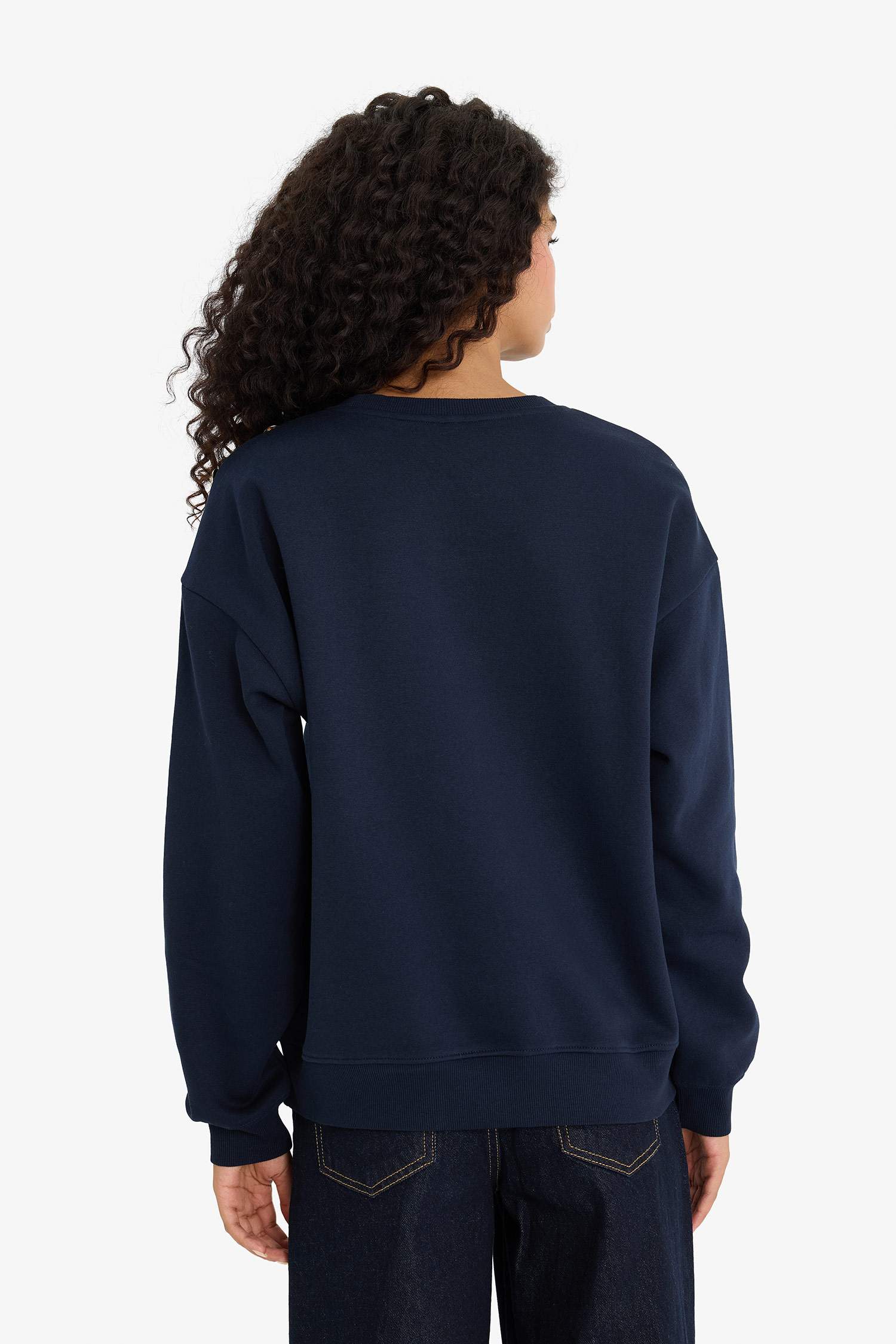 سويت شيرت مطبوع قصة مريحة برقبة مستديرة