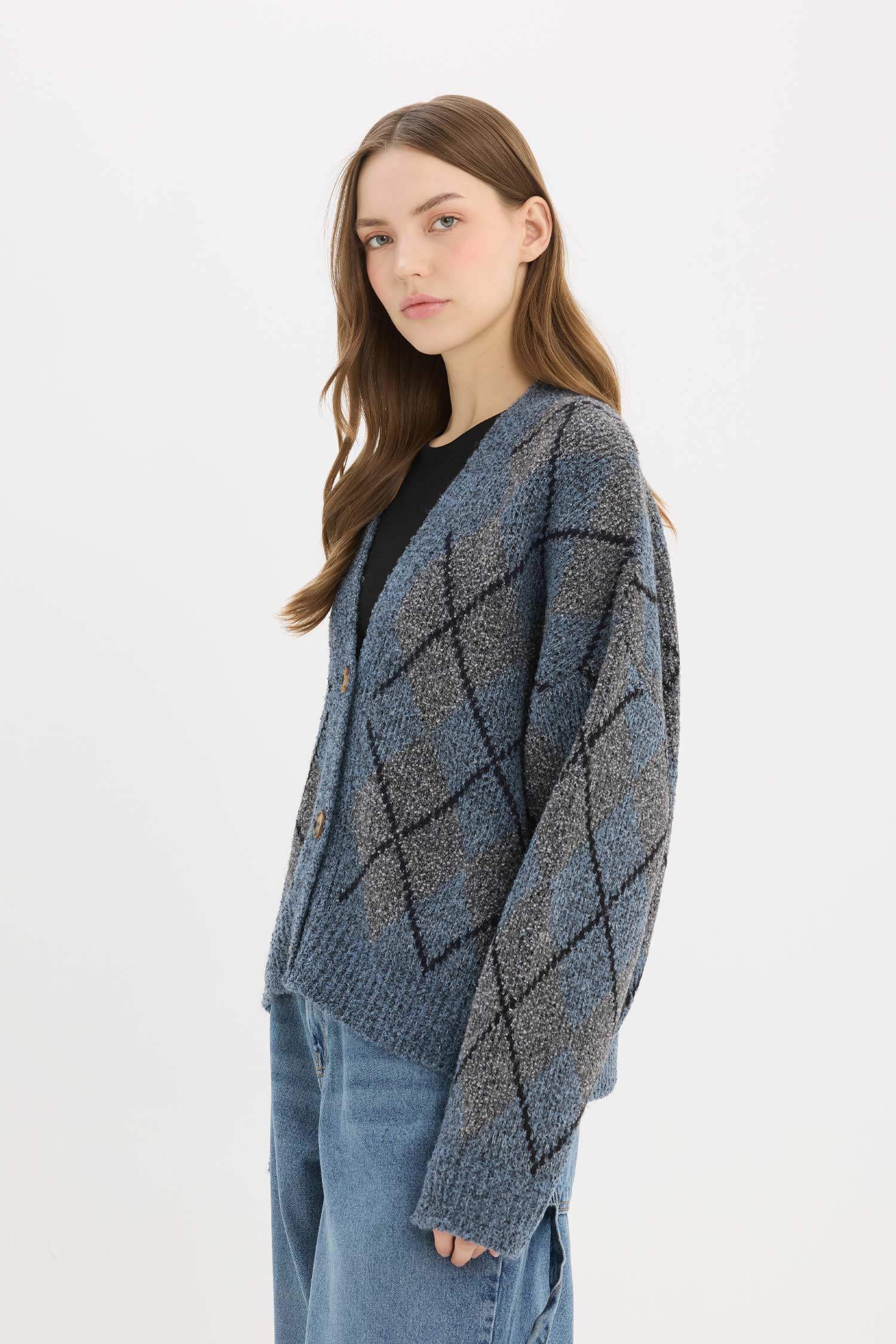 Regular Fit V Yaka Baklava Desen Düğmeli Triko Hırka