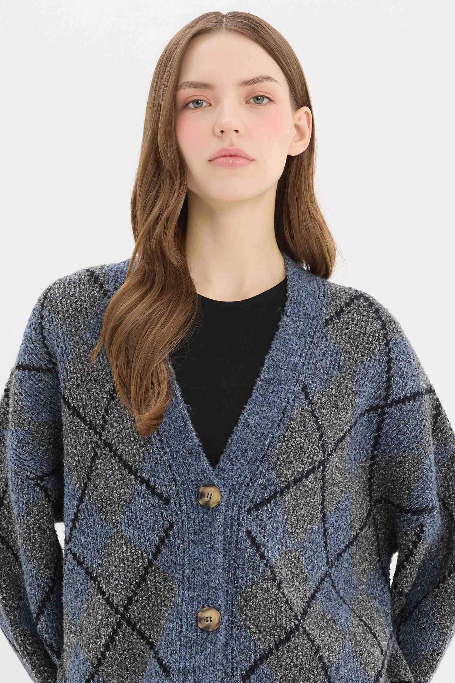 Regular Fit V Yaka Baklava Desen Düğmeli Triko Hırka