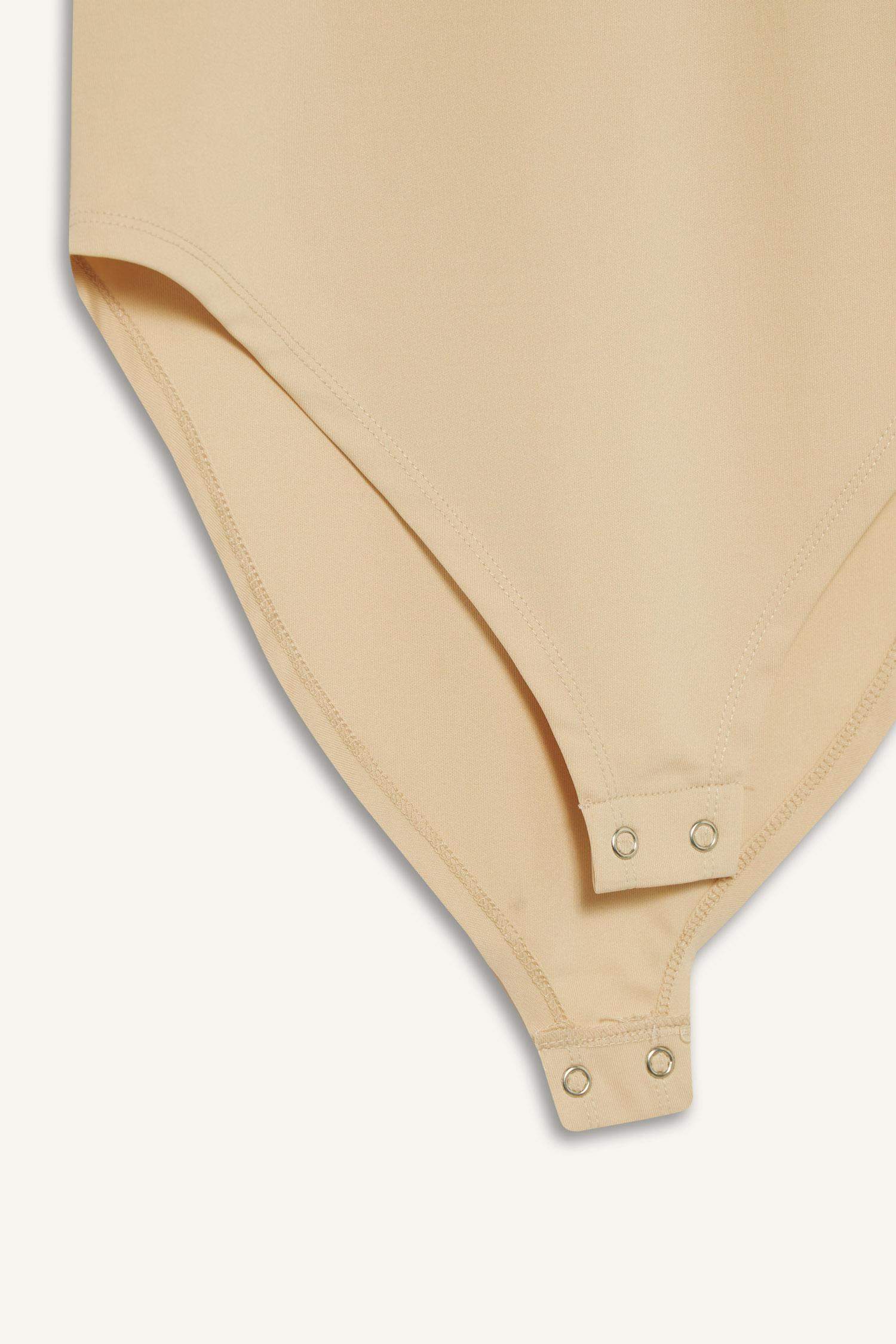 Slim Fit Dar Kesim Halter Yaka Çıtçıtlı Body