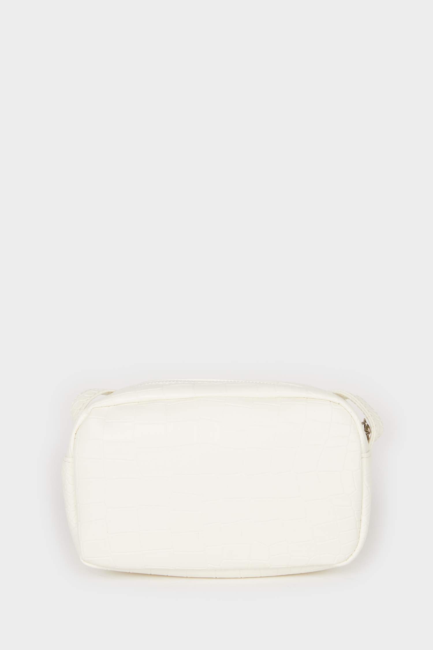 جنطة كروس بودي بناتي