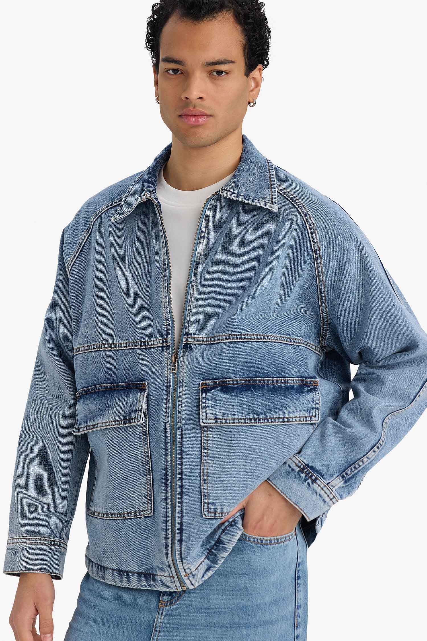 Relax Fit Denim Jacket
