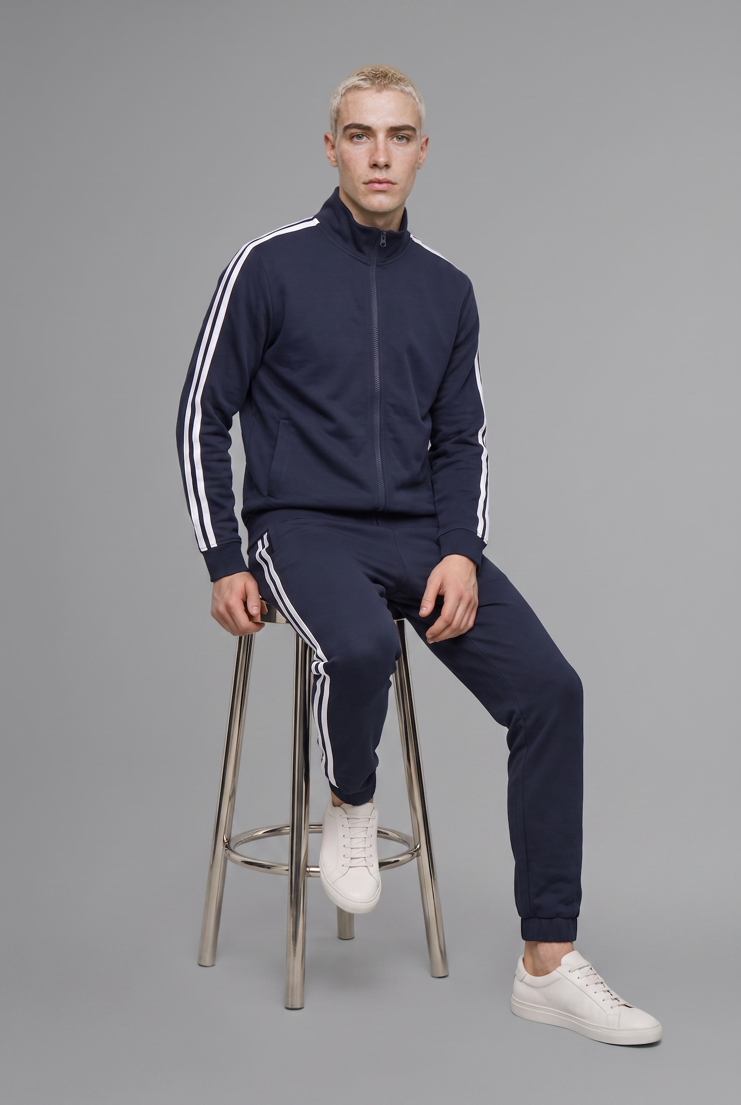 DeFacto Boxy Fit Dik Yaka Sweatshirt görsel 3