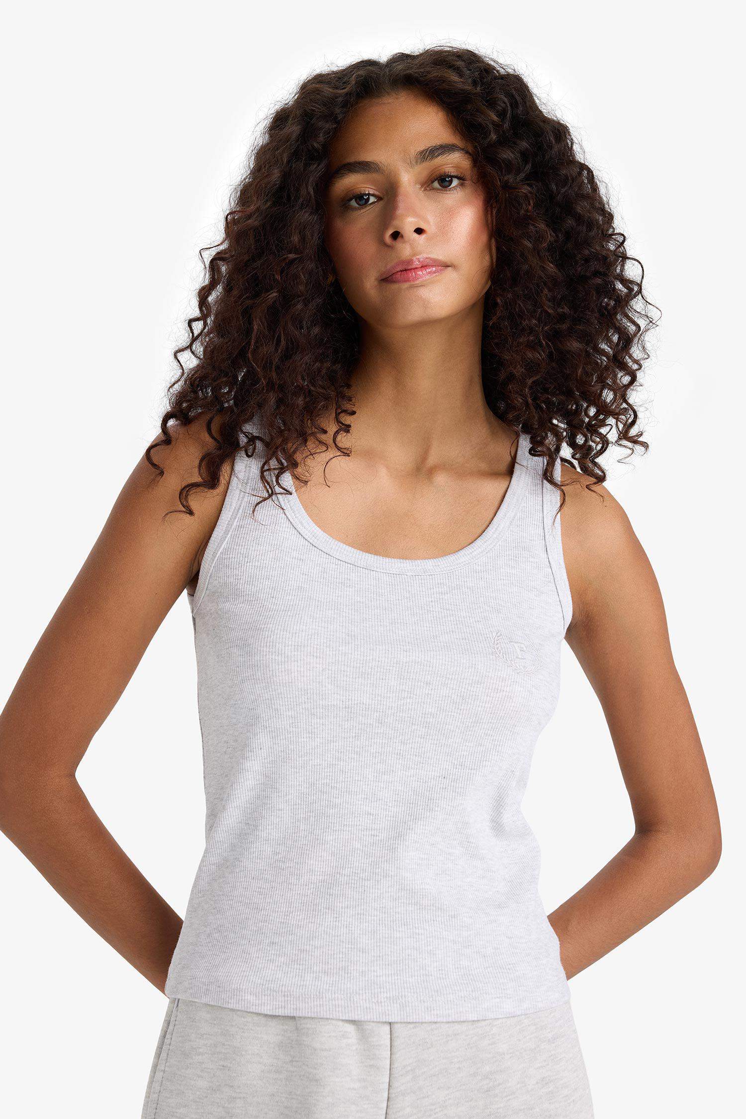 Regular Fit Yuvarlak Yaka Kolsuz Ribana Pijama Üstü-Fall in Love