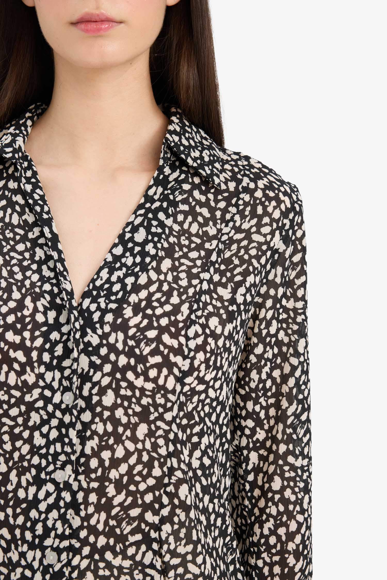 قميص كم طويل شيفون مطبوعة سليم فيت بياقة قميص