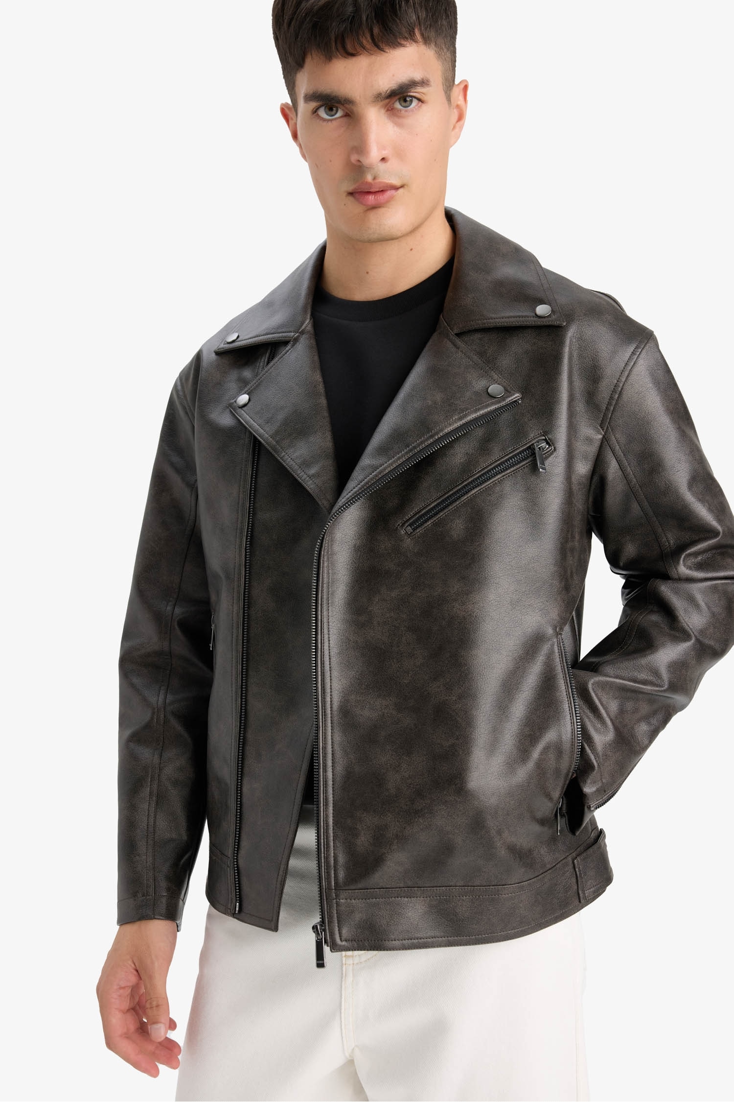 Slim Fit Polo Collar Zippered Faux Leather Jacket