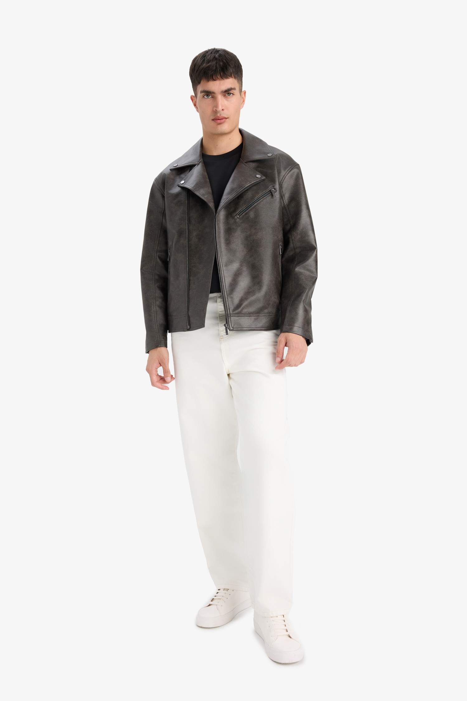 Slim Fit Polo Collar Zippered Faux Leather Jacket