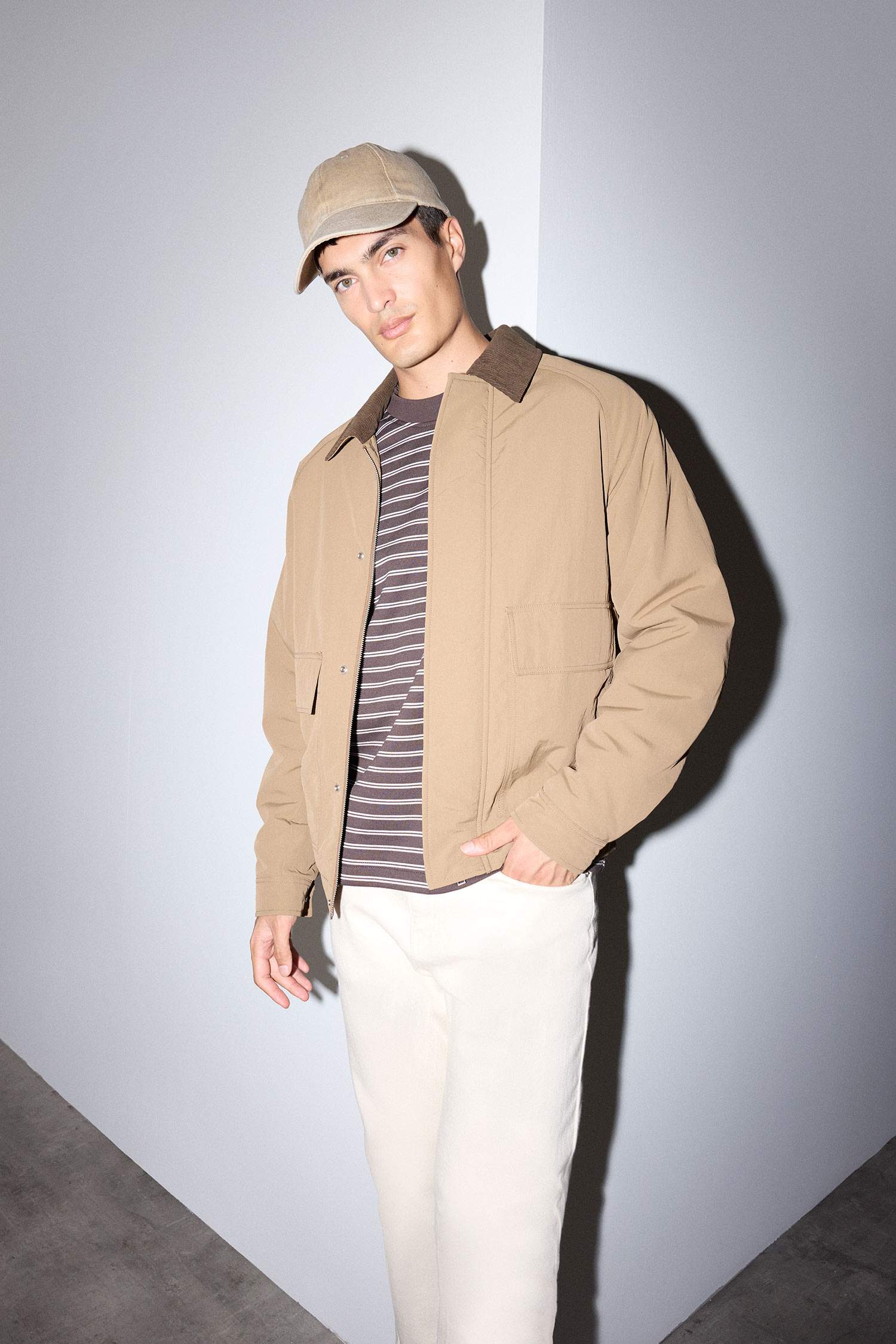 Regular Fit Gömlek Yaka İç Cepli Mont