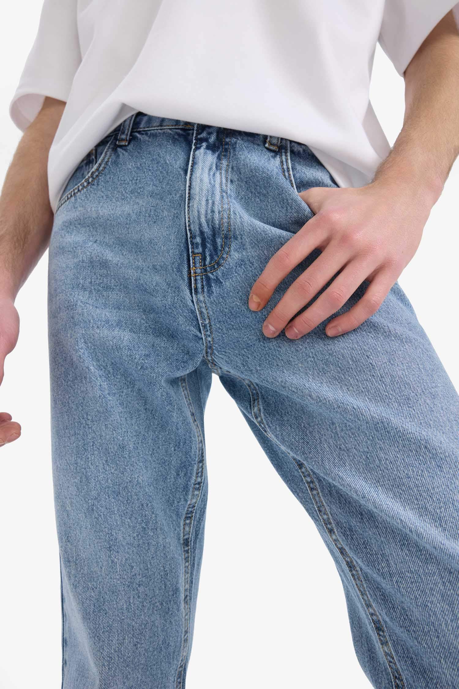 %100 Pamuk 90's Slim Fit Dar Kalıp Yüksek Bel Dar Paça Kar Yıkamalı Jean Pantolon