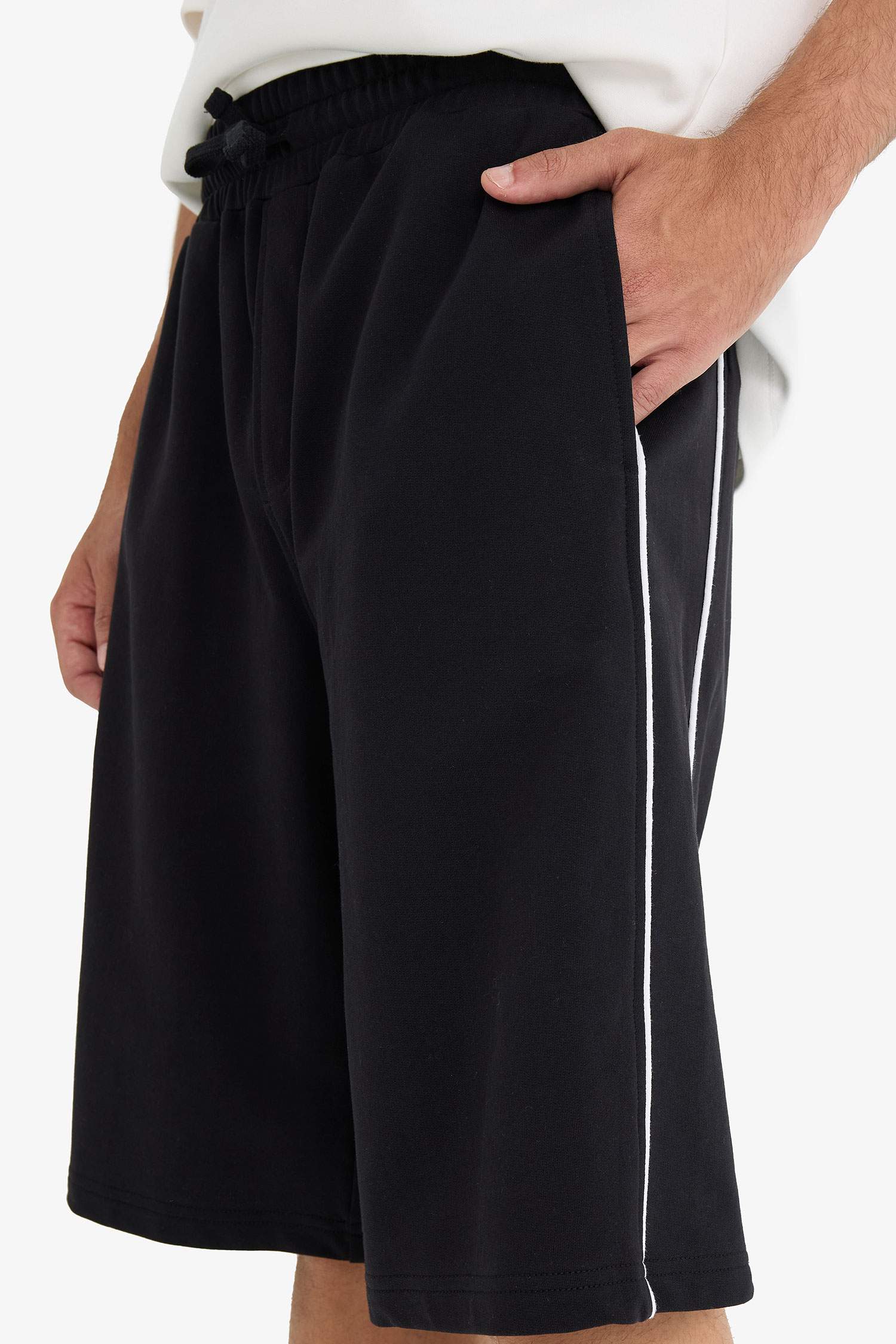 Baggy Fit Thin Sweatshirt Fabric Regular Hem Shorts