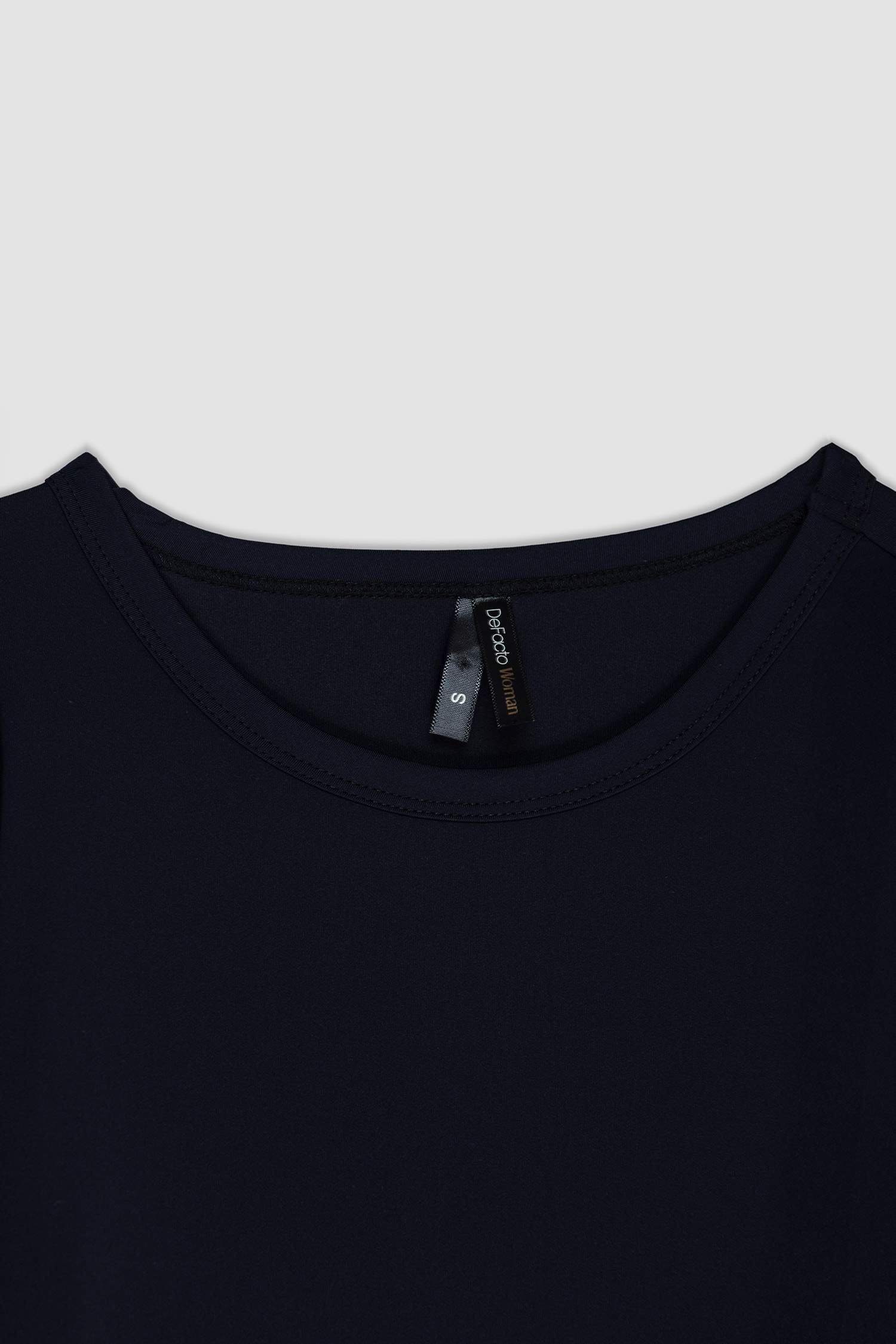 Slim Fit Crew Neck Basic Long Sleeve T-Shirt