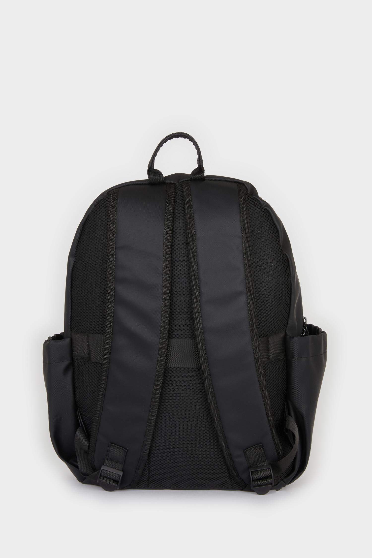 جنطة ظهر رجالي