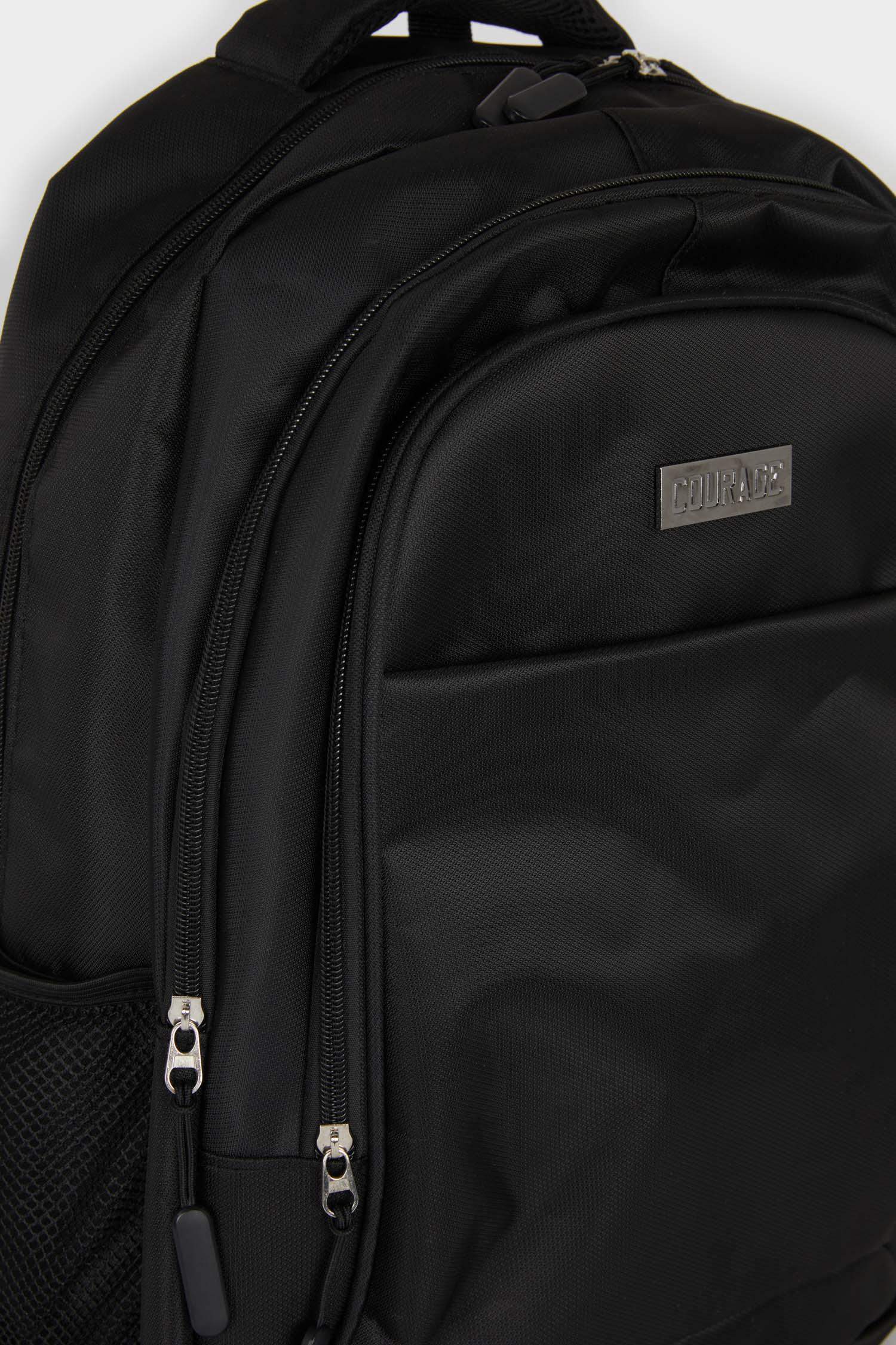 Erkek Sırt Çantası