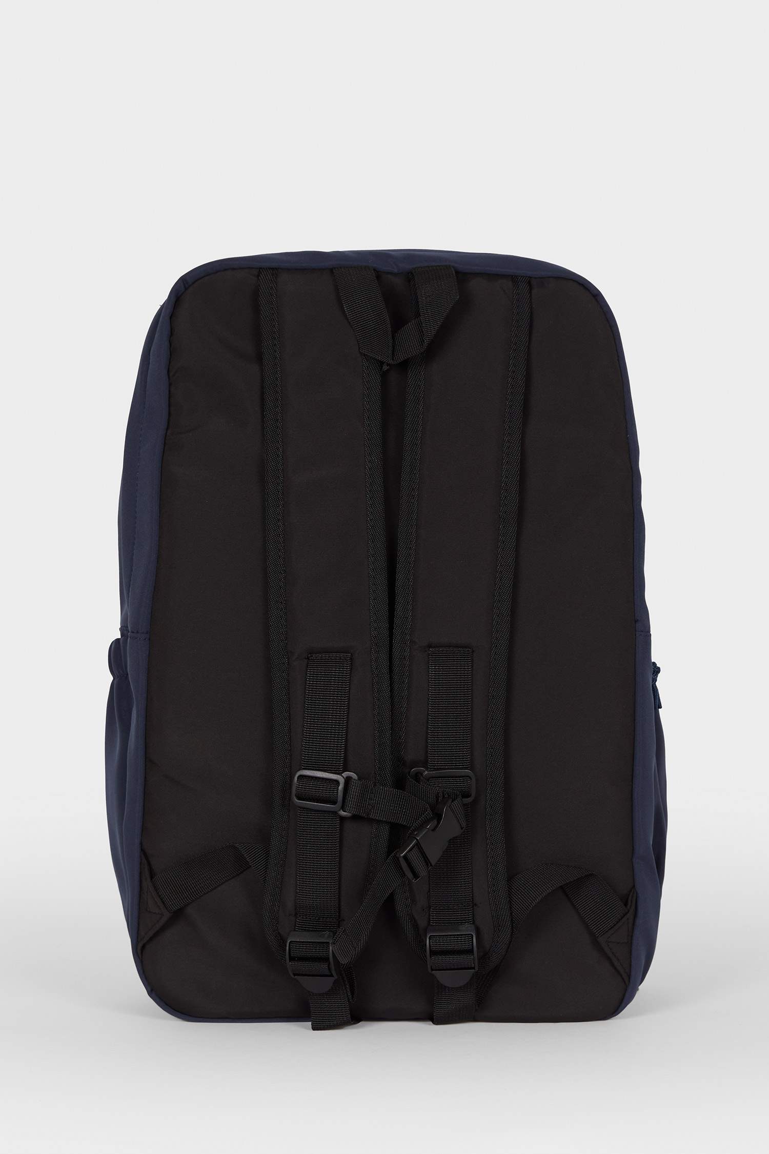 شنطة ظهر حريمي رجالي