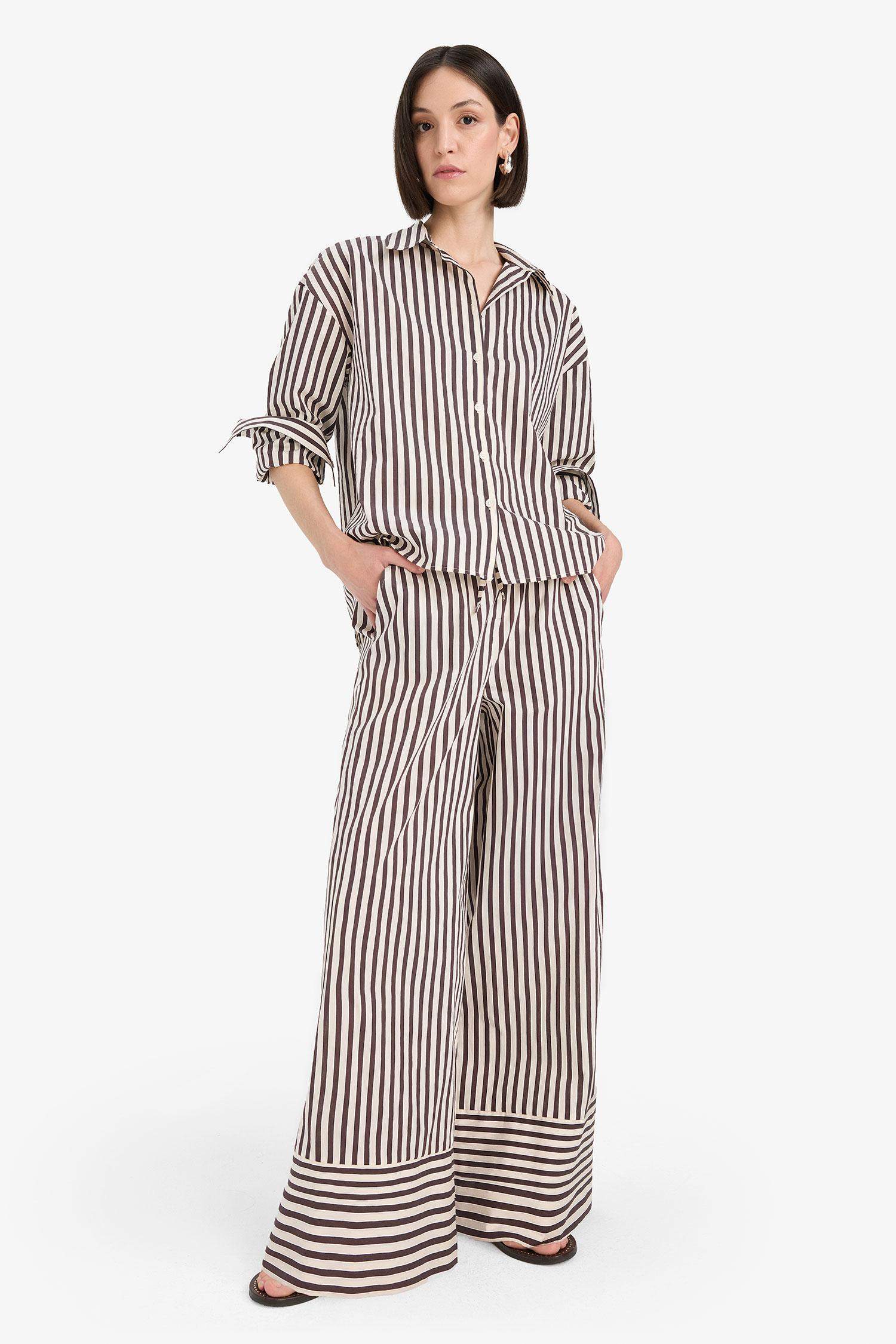 بنطرون قماش برجل واسع وايد ليج بجيب وخصر عالي