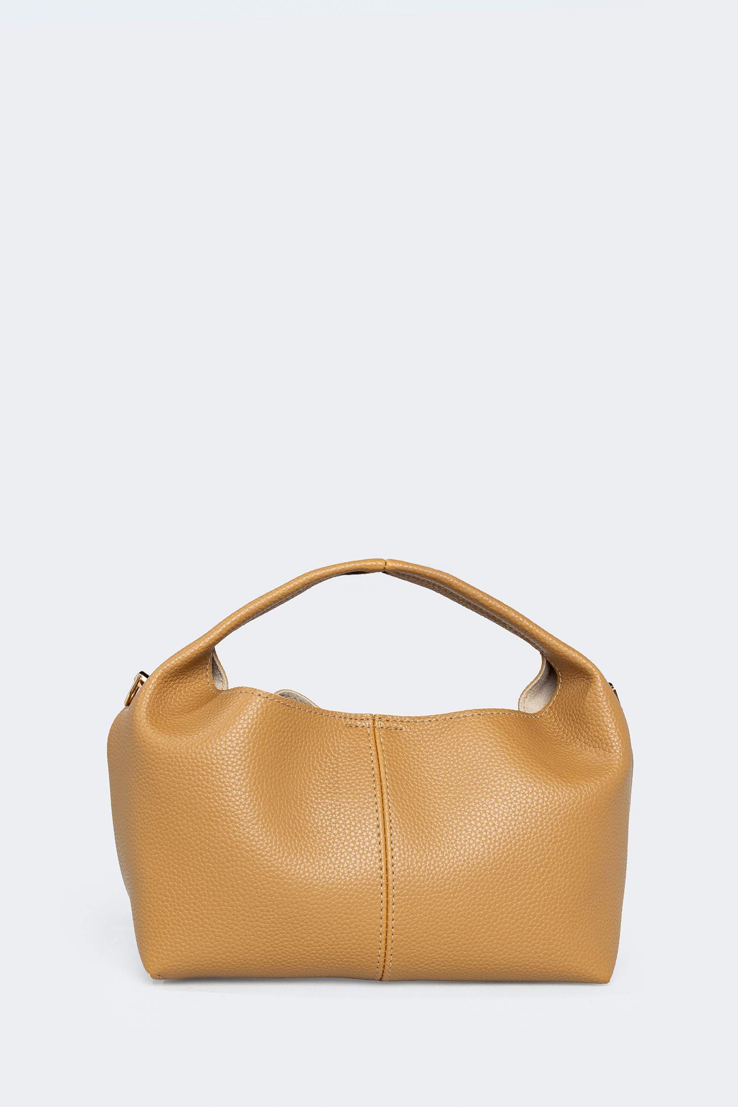 شنطة يد حريمي