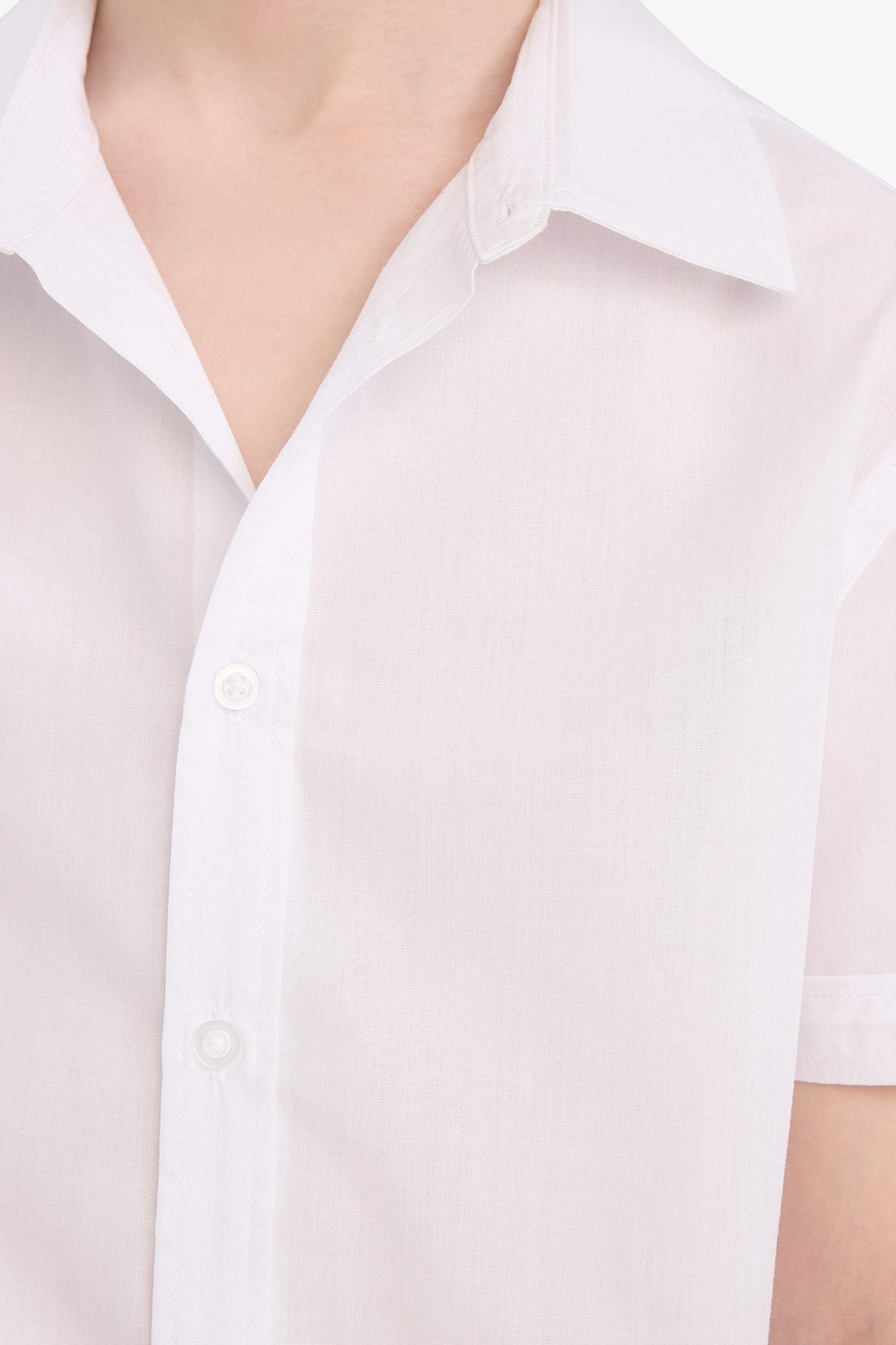 قميص بولو ابيض اولادي نص كم قطن قصة عادية