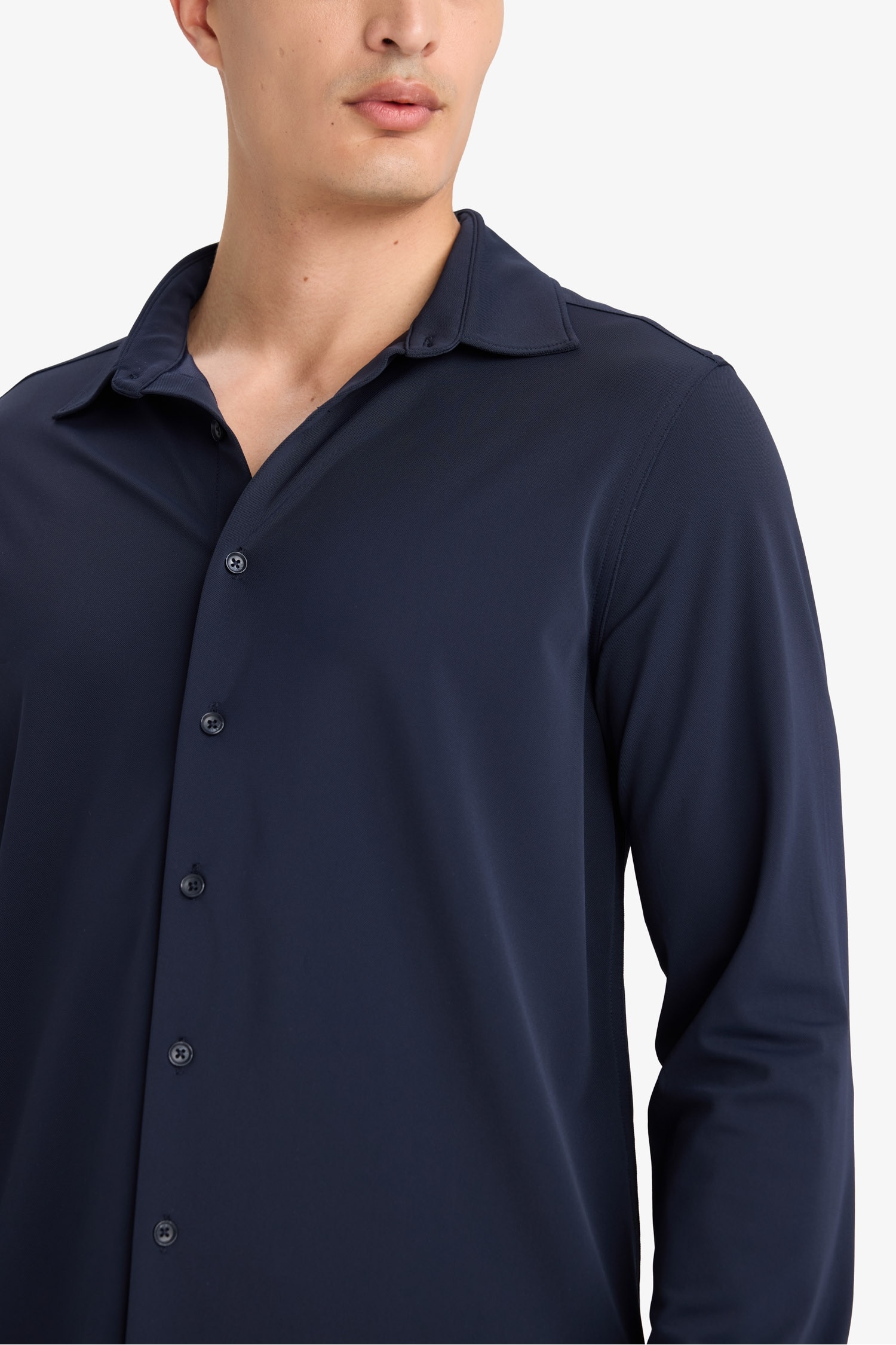 قميص بيكيه قصة سليم وأكمام طويلة