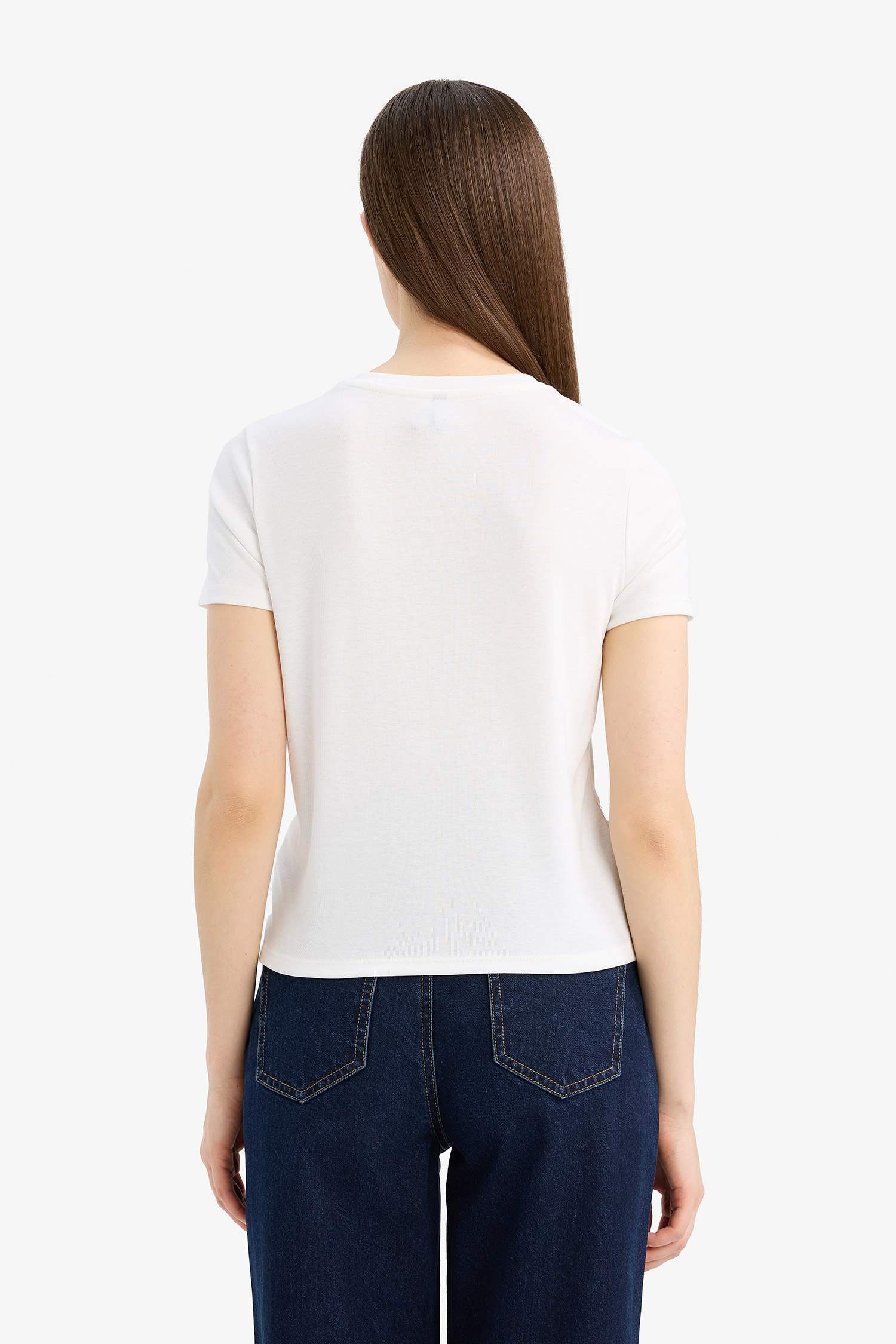 تيشيرت سليم نص كم برقبة مستديرة